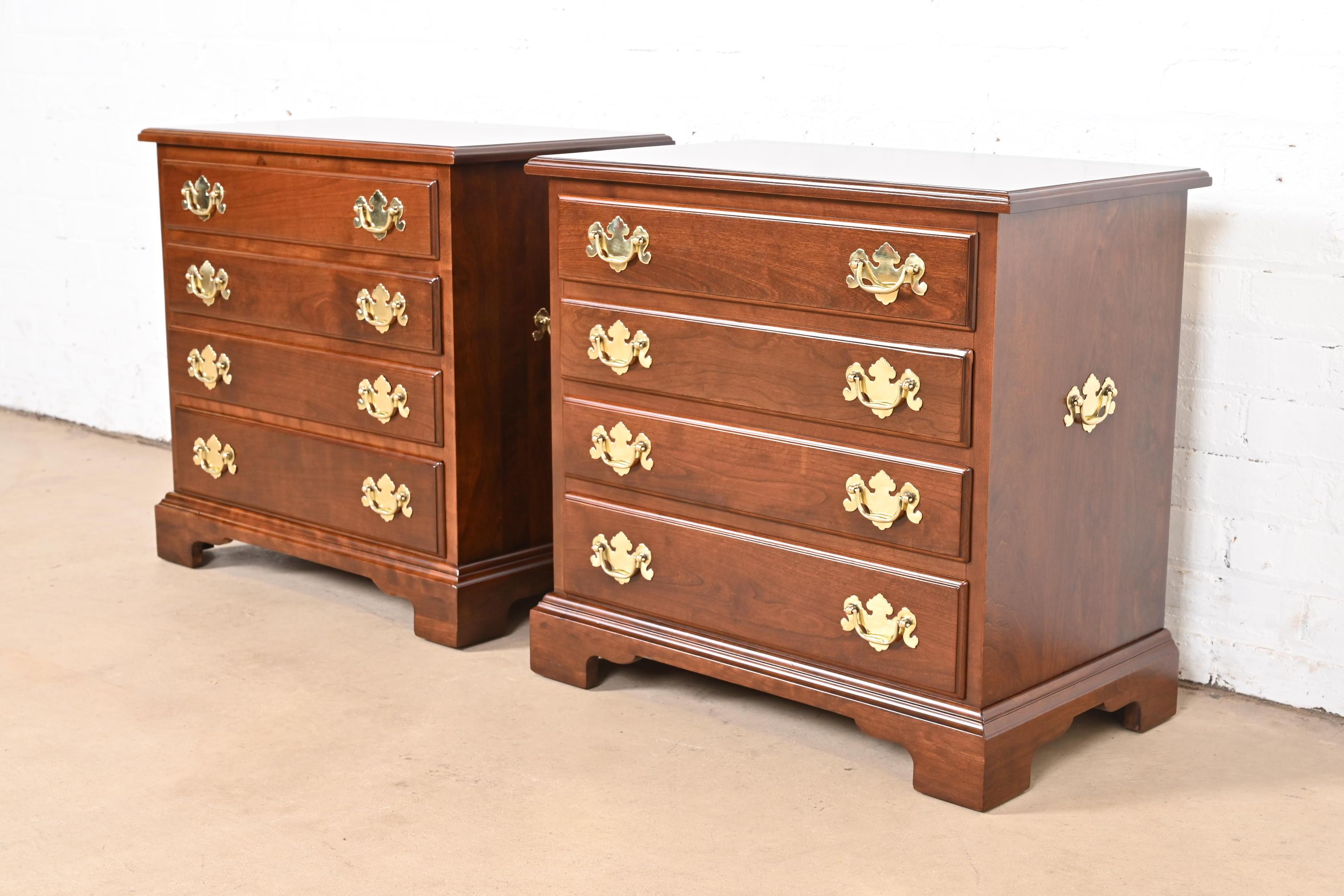 Henkel Harris Georgian Solid Cherry Wood Bedside Chests, Newly Refinished In Good Condition For Sale In South Bend, IN