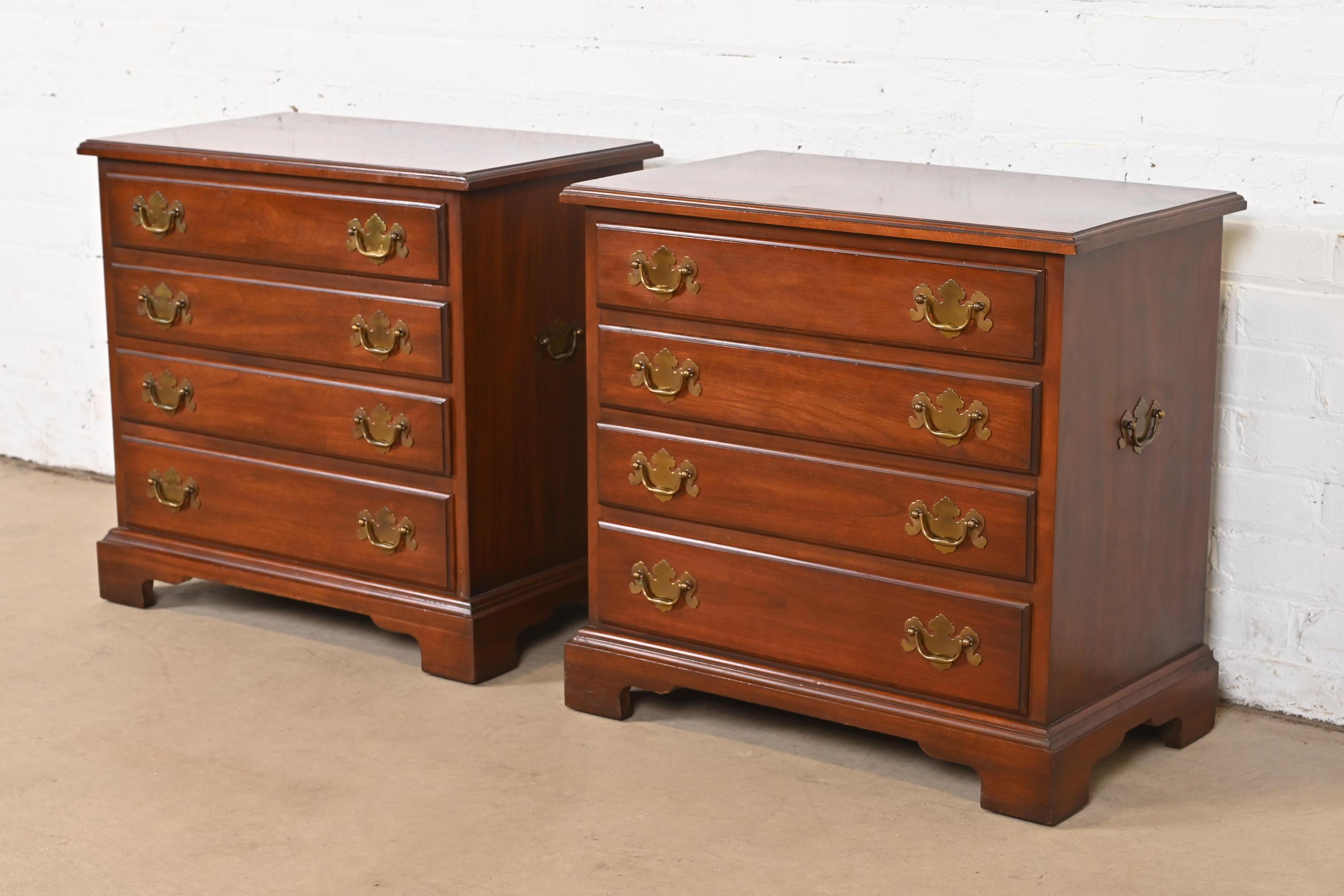Henkel Harris Georgian Solid Cherry Wood Bedside Chests, Pair In Good Condition For Sale In South Bend, IN