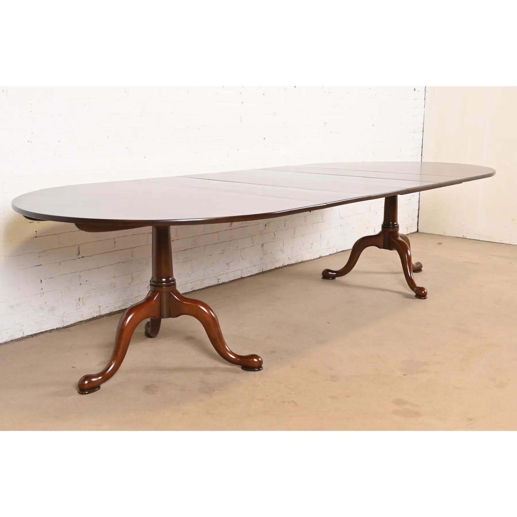 Mid-20th Century Henkel Harris Georgian Solid Cherry Wood Extension Dining Table, Refinished For Sale