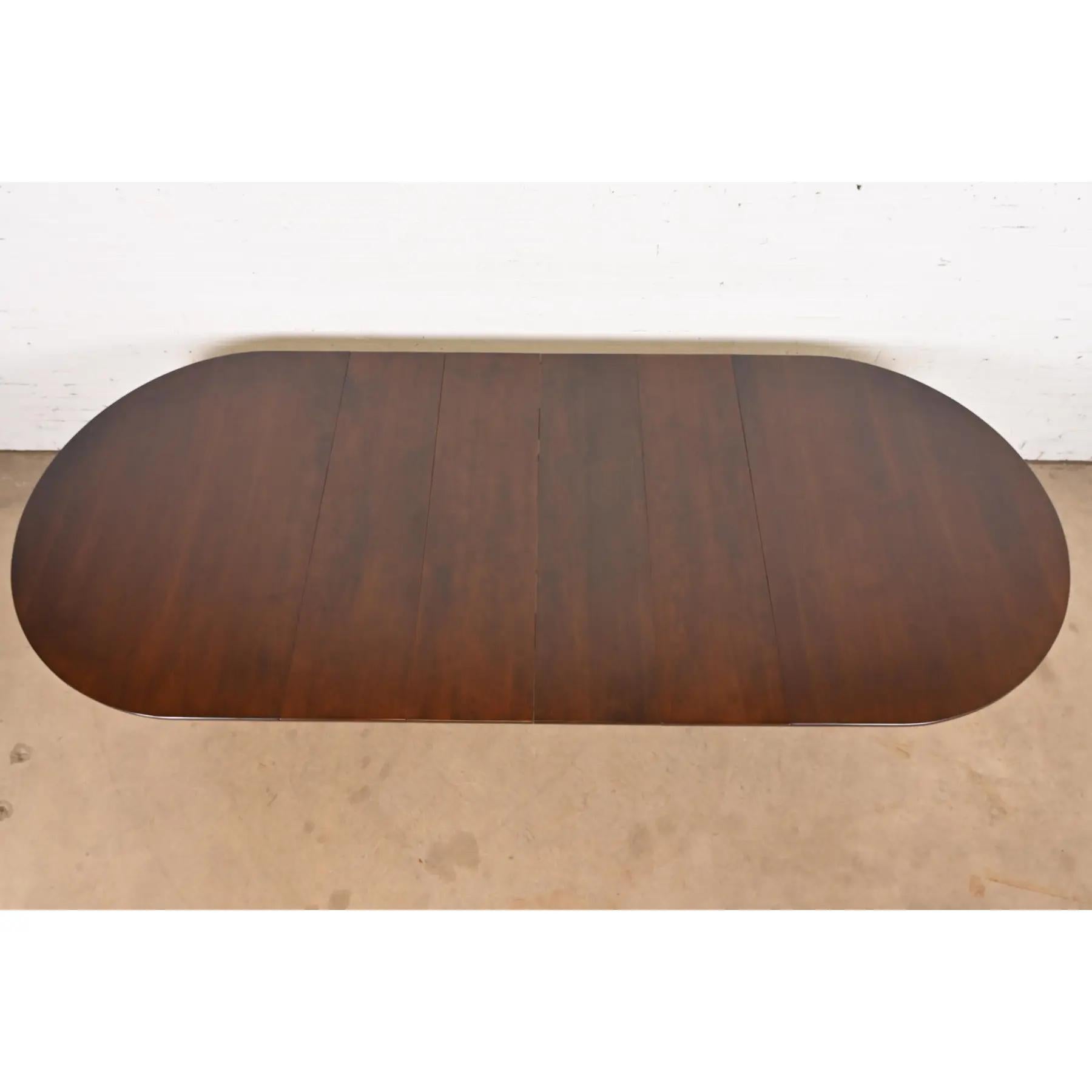 Henkel Harris Georgian Solid Cherry Wood Extension Dining Table, Refinished For Sale 1