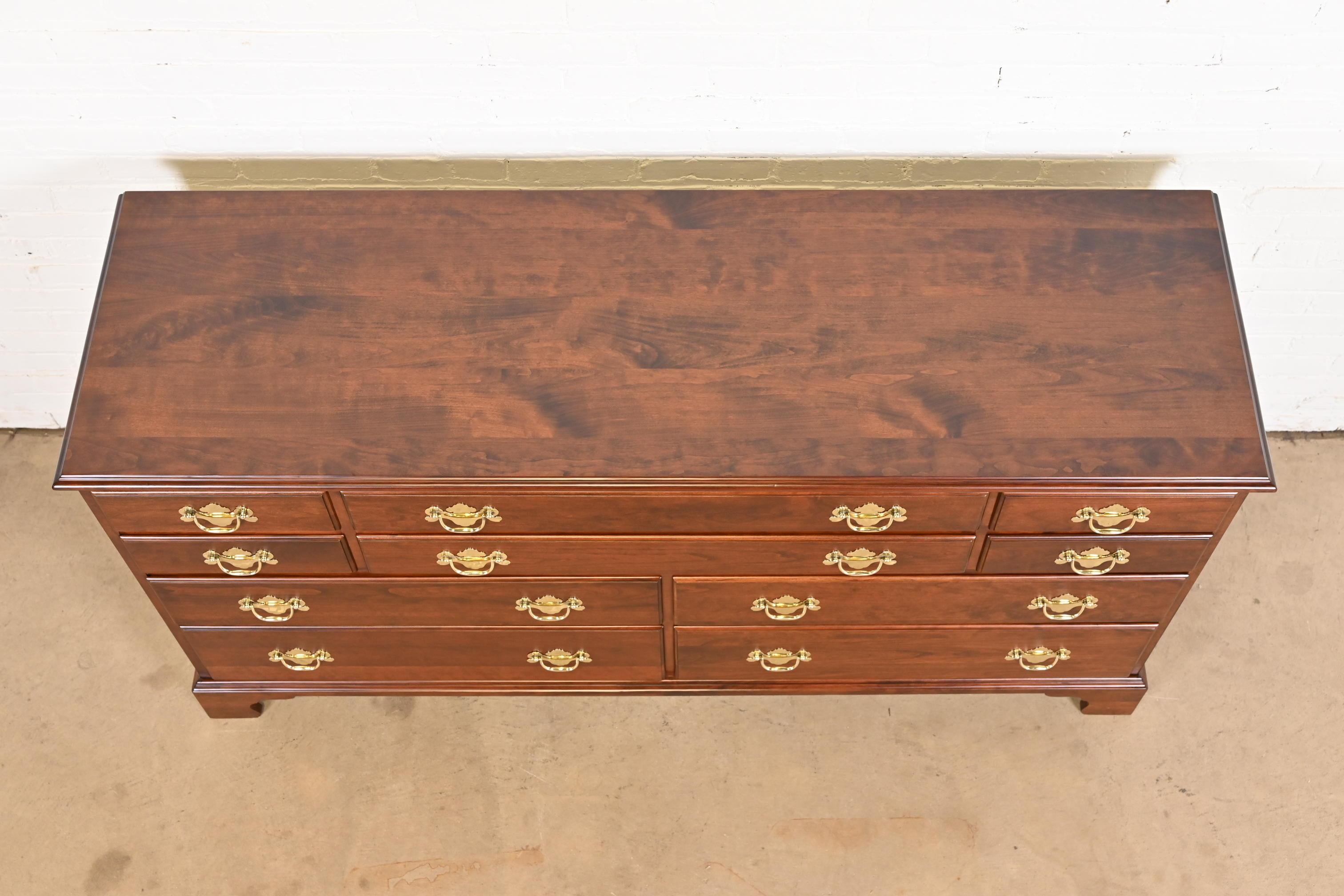 Henkel Harris Georgian Solid Cherry Wood Ten-Drawer Dresser, Newly Refinished For Sale 7