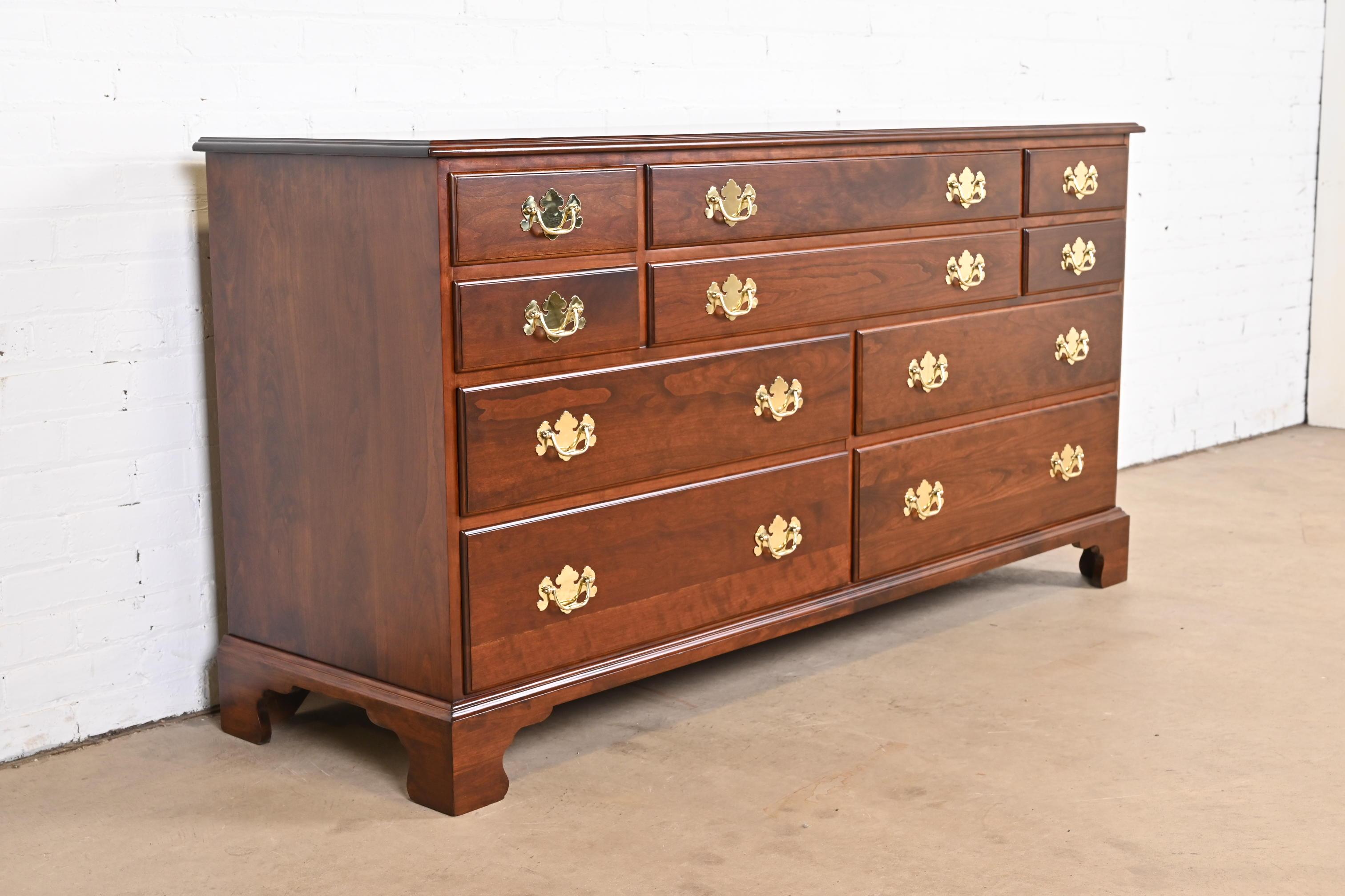 Late 20th Century Henkel Harris Georgian Solid Cherry Wood Ten-Drawer Dresser, Newly Refinished For Sale