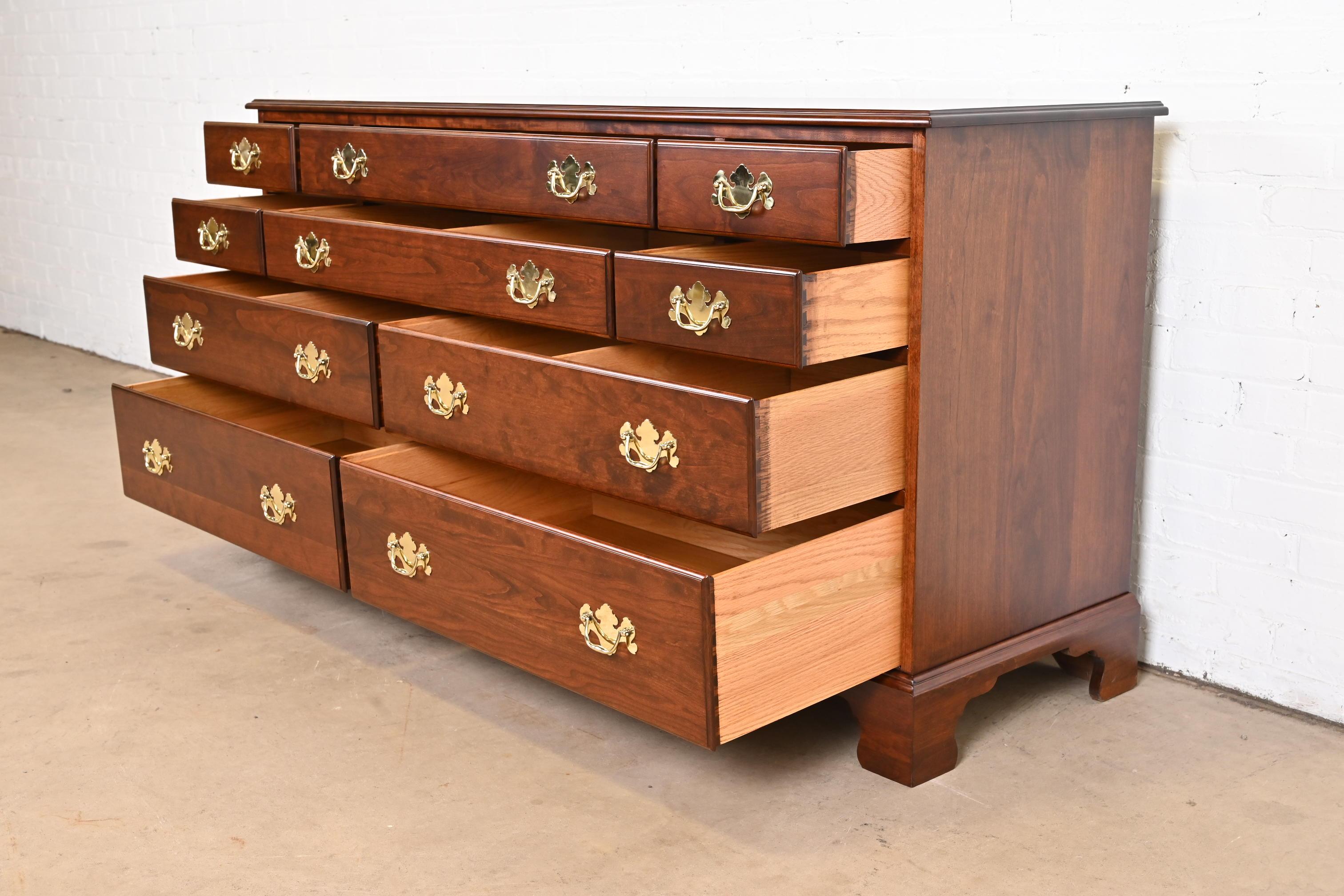 Henkel Harris Georgian Solid Cherry Wood Ten-Drawer Dresser, Newly Refinished For Sale 1