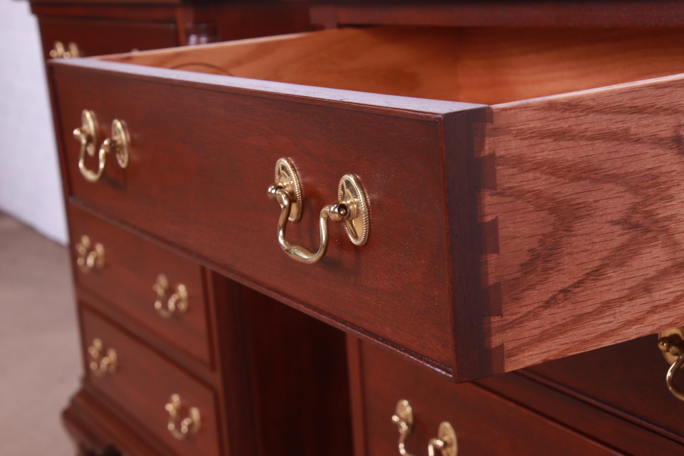 Henkel Harris Georgian Solid Mahogany Bedside Chests, Newly Refinished 7