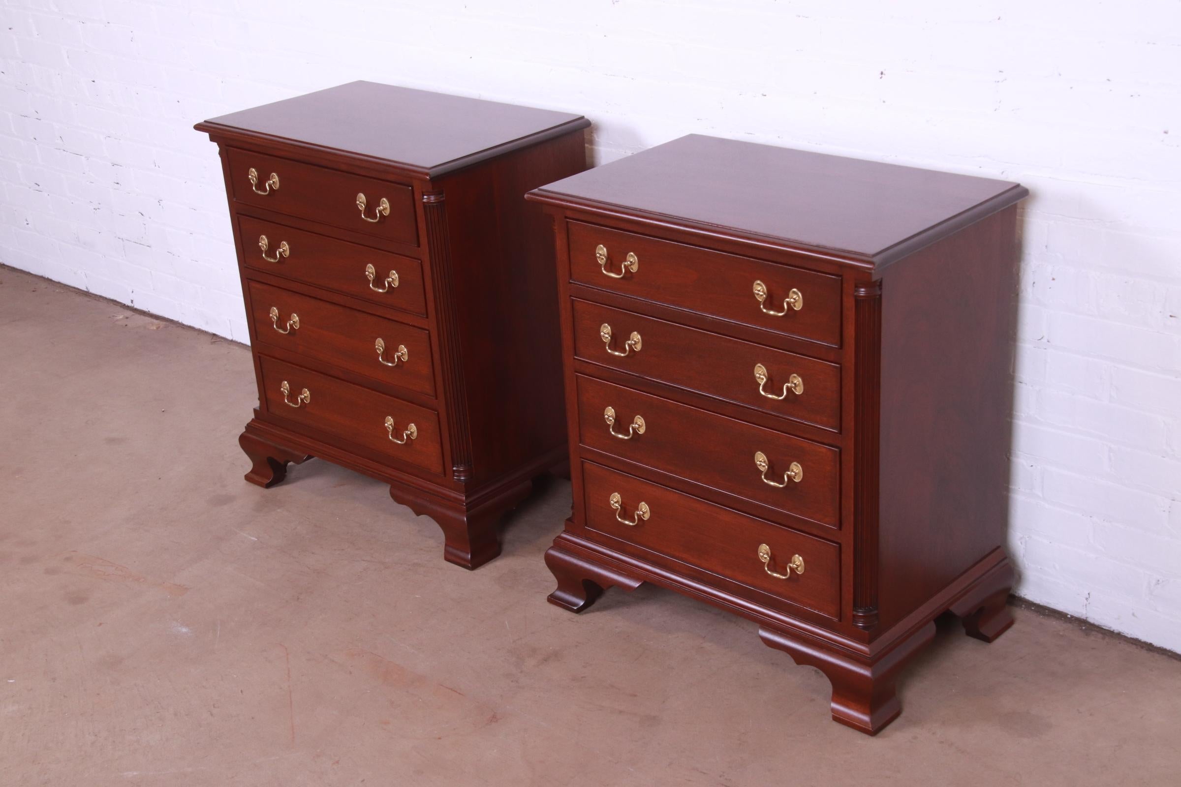 Henkel Harris Georgian Solid Mahogany Bedside Chests, Newly Refinished In Good Condition In South Bend, IN