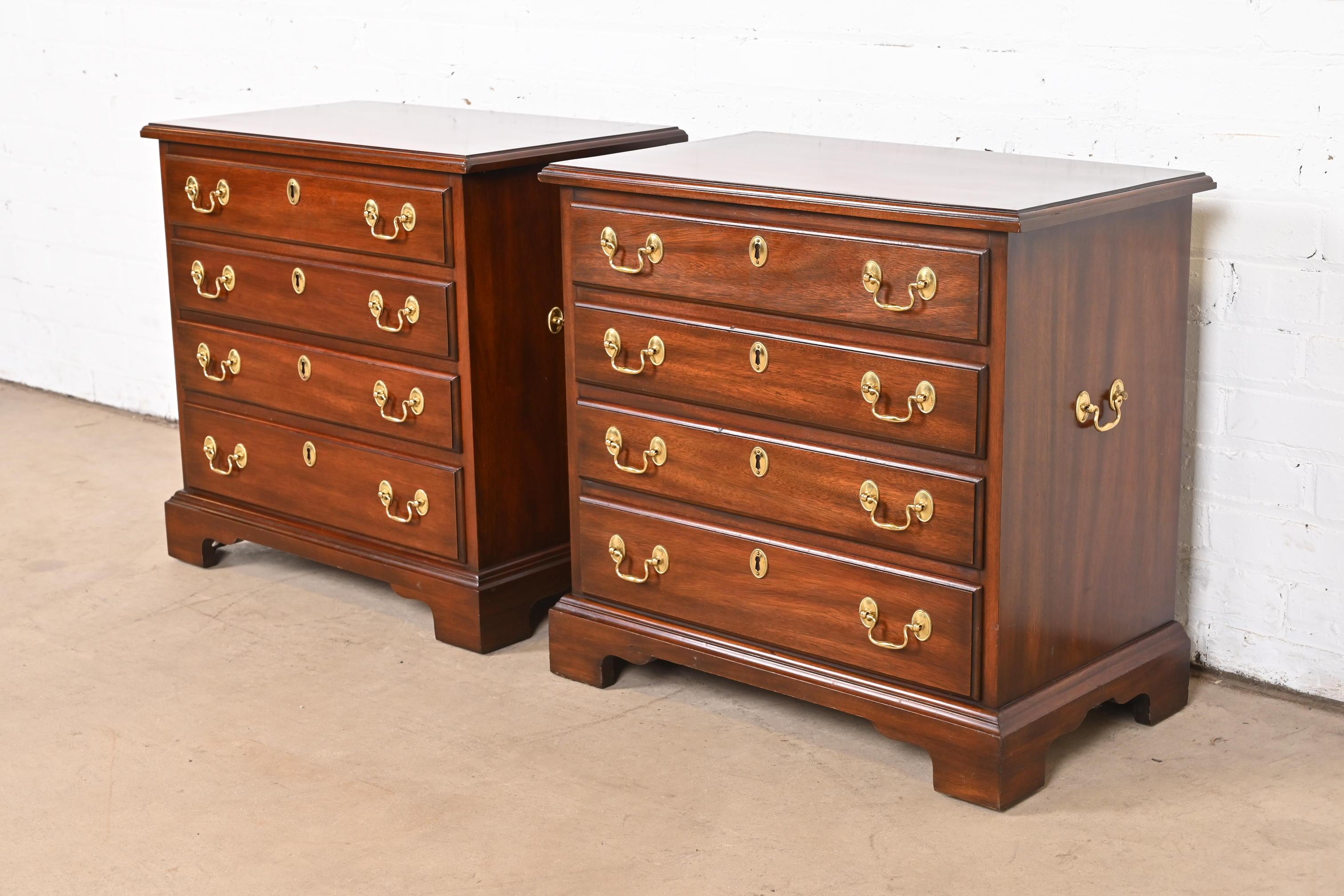 Late 20th Century Henkel Harris Georgian Solid Mahogany Bedside Chests, Pair