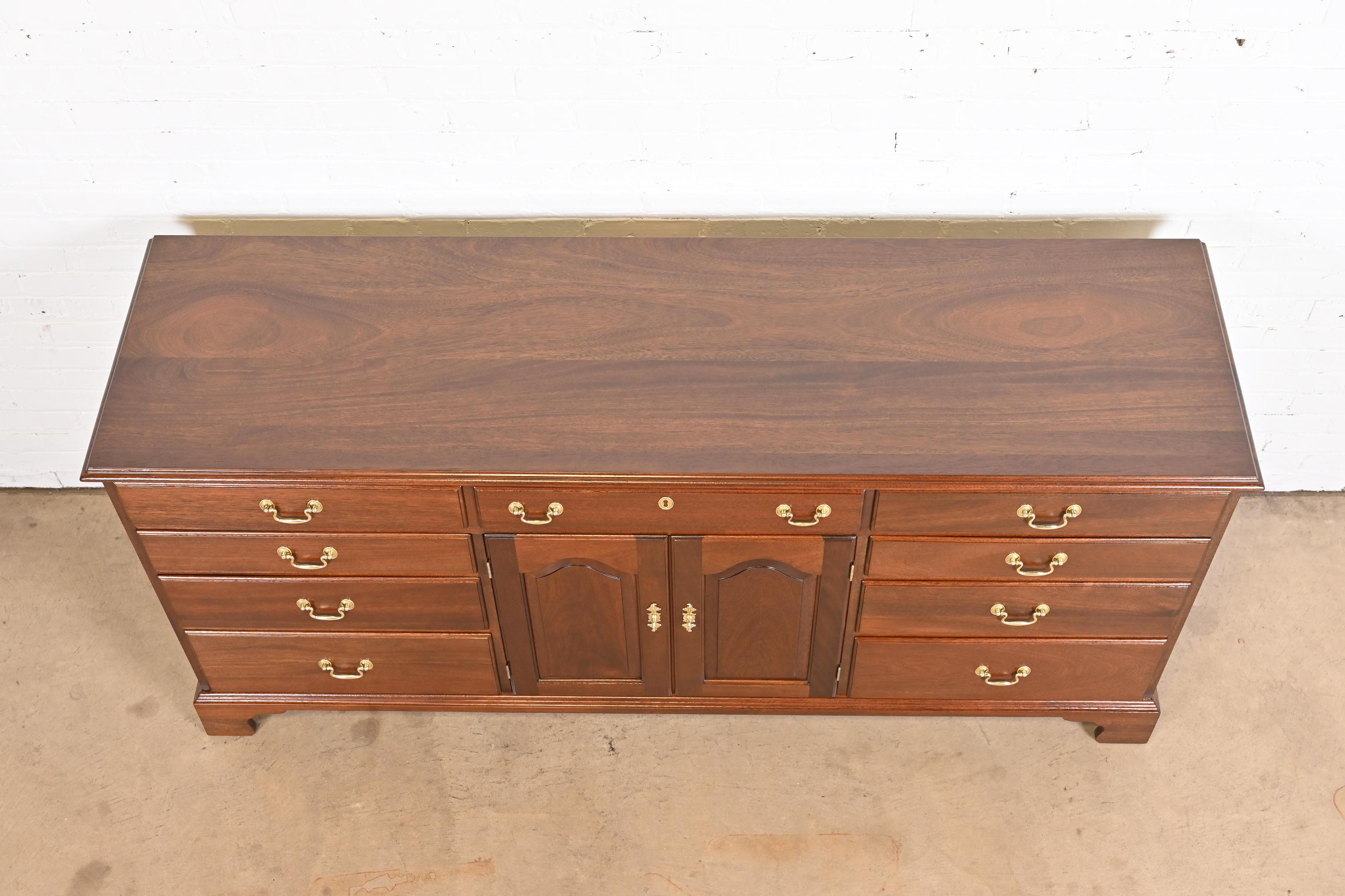 Henkel Harris Georgian Solid Mahogany Dresser or Credenza, Newly Refinished For Sale 5