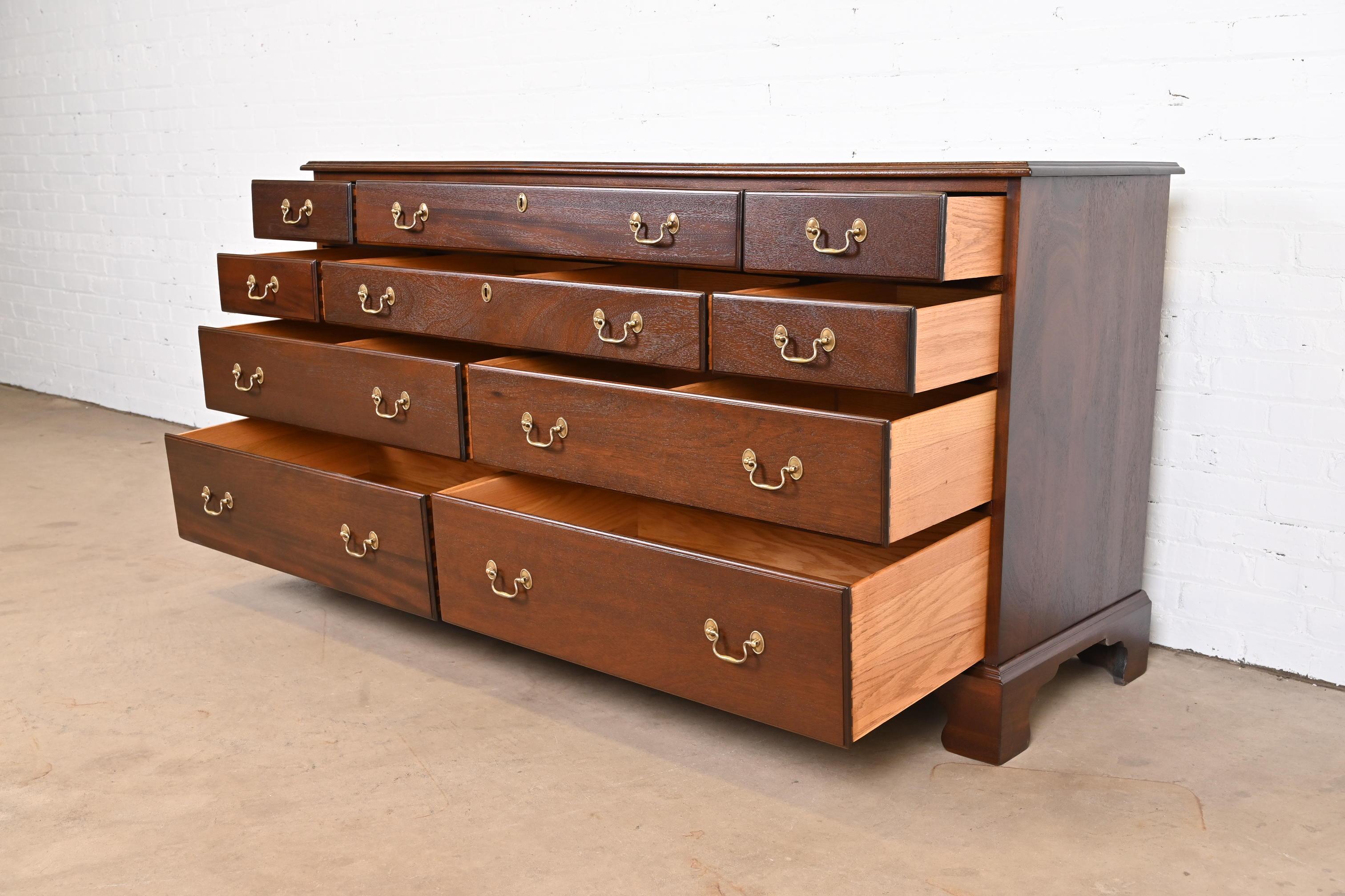 Henkel Harris Georgian Solid Mahogany Ten-Drawer Dresser, Newly Refinished 4
