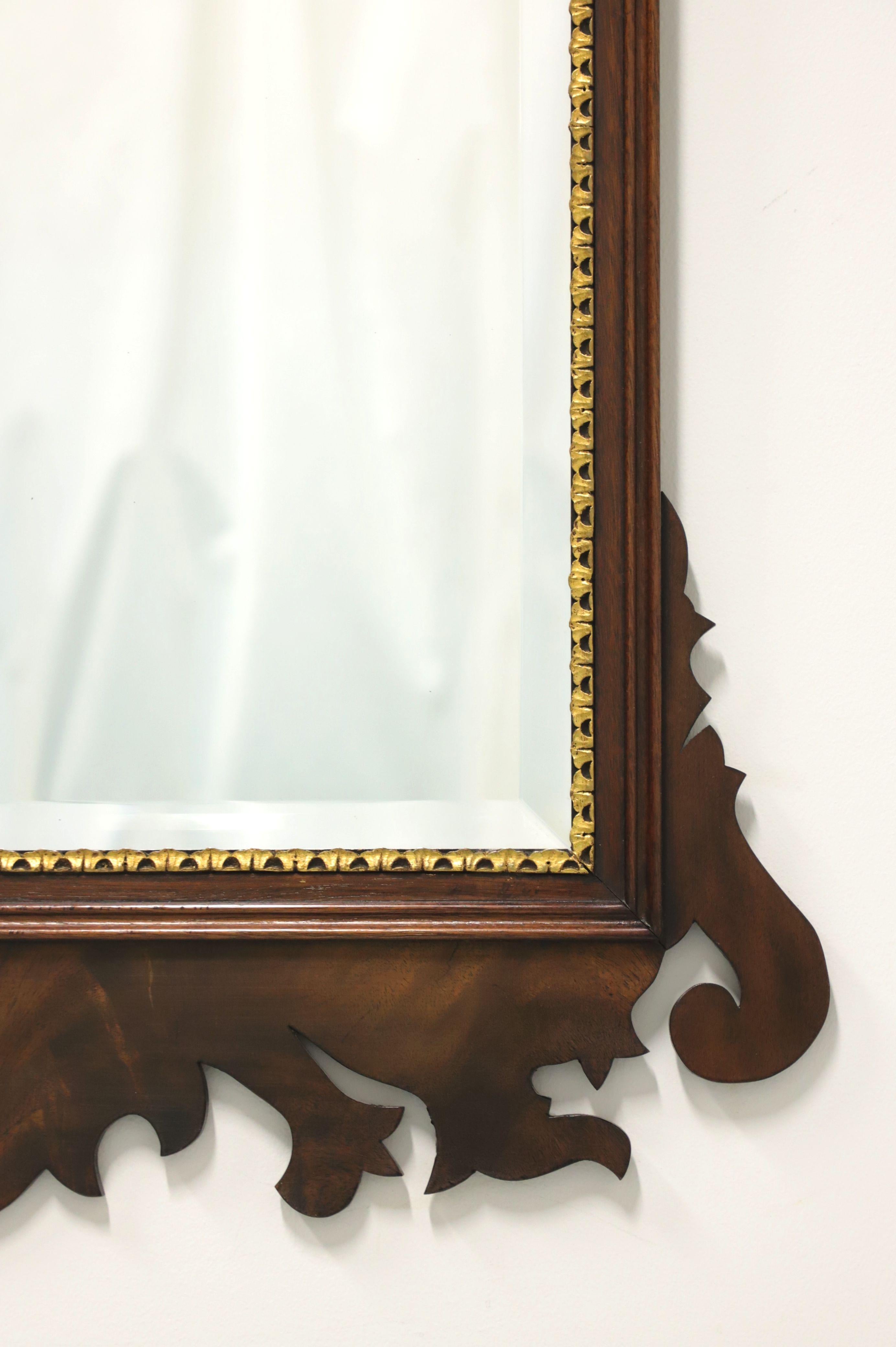 HENKEL HARRIS H-6 29 Mahogany Chippendale Wall Mirror - A In Good Condition For Sale In Charlotte, NC