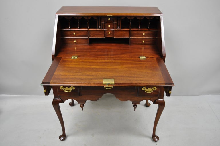 Henkel Harris Mahogany Queen Anne Style Slant Front Secretary Desk For Sale at 1stDibs