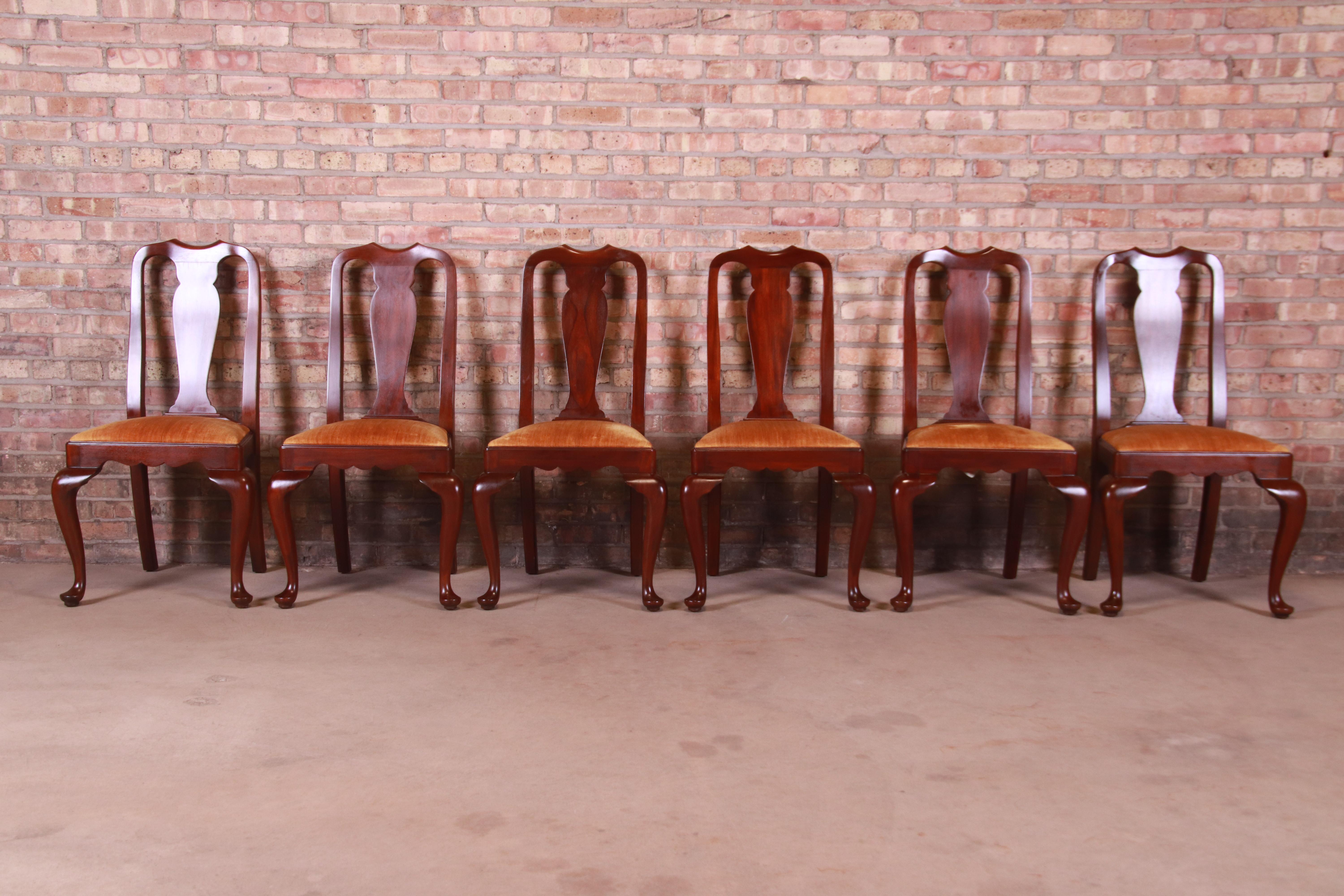 Late 20th Century Henkel Harris Queen Anne Mahogany Dining Chairs, Set of Six