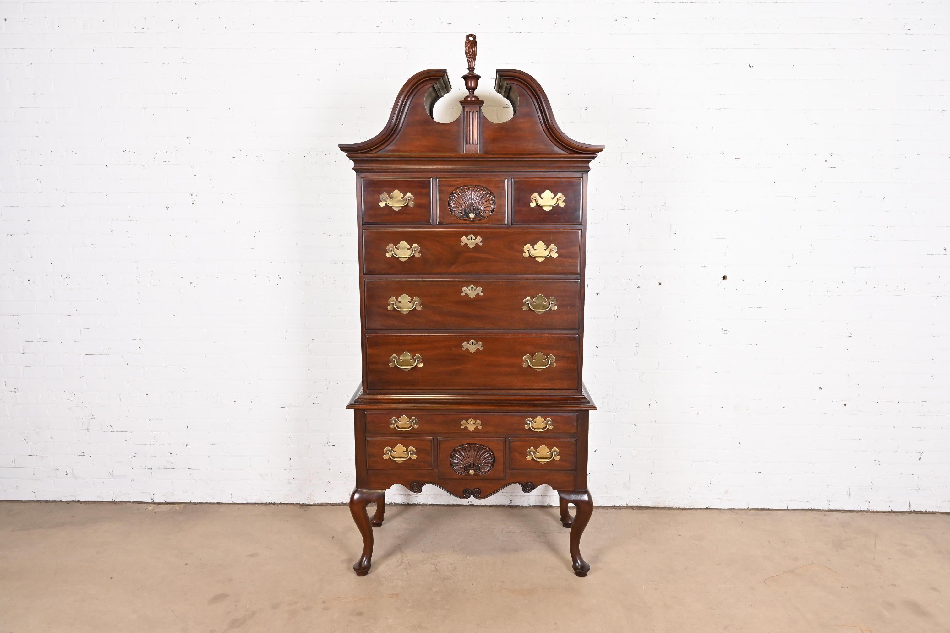 American Henkel Harris Queen Anne Mahogany Highboy Dresser, 1977 For Sale