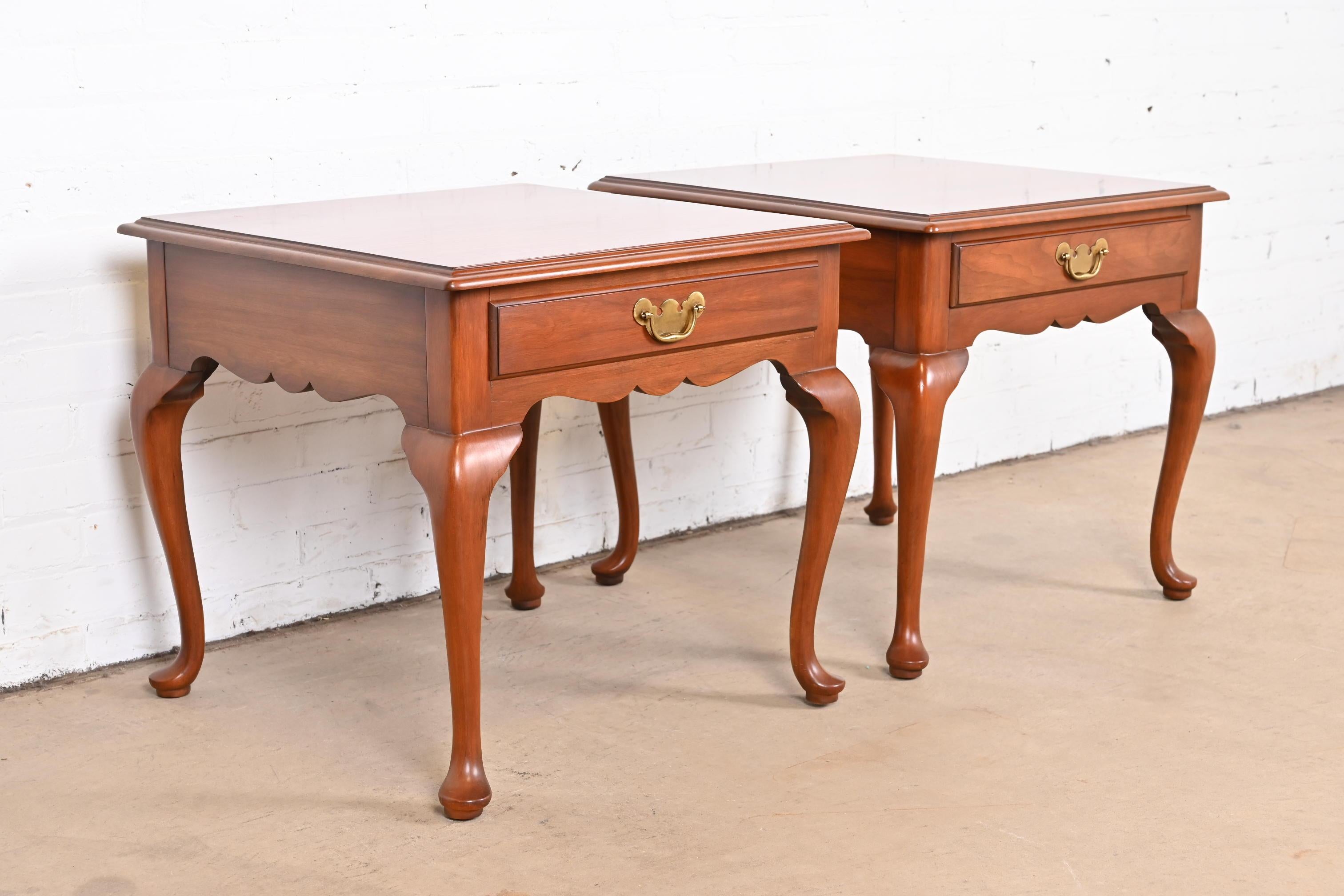 Mid-20th Century Henkel Harris Queen Anne Solid Cherry Wood Nightstands or Side Tables, Pair