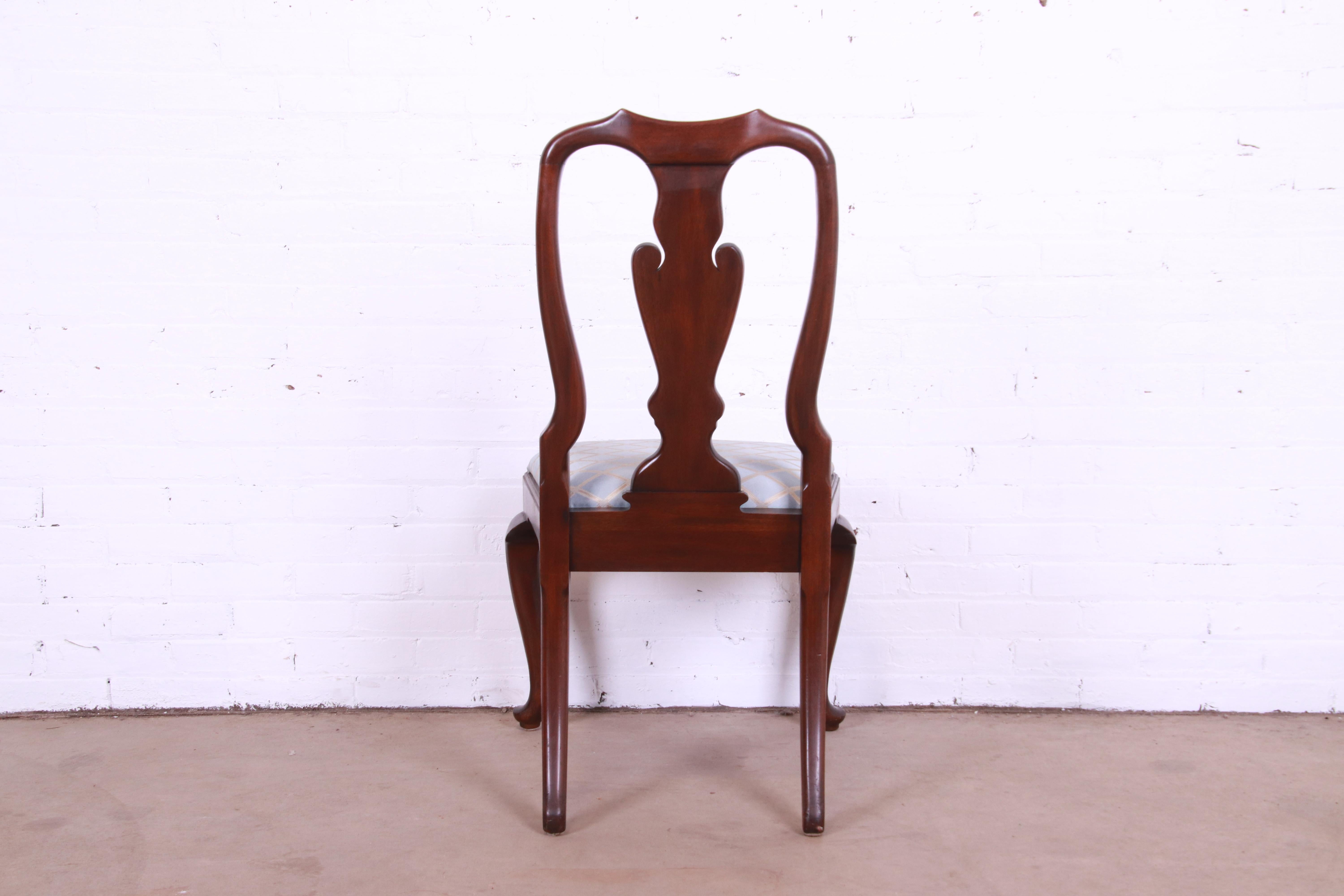 Henkel Harris Queen Anne Solid Mahogany Dining Chairs, Set of Six 6