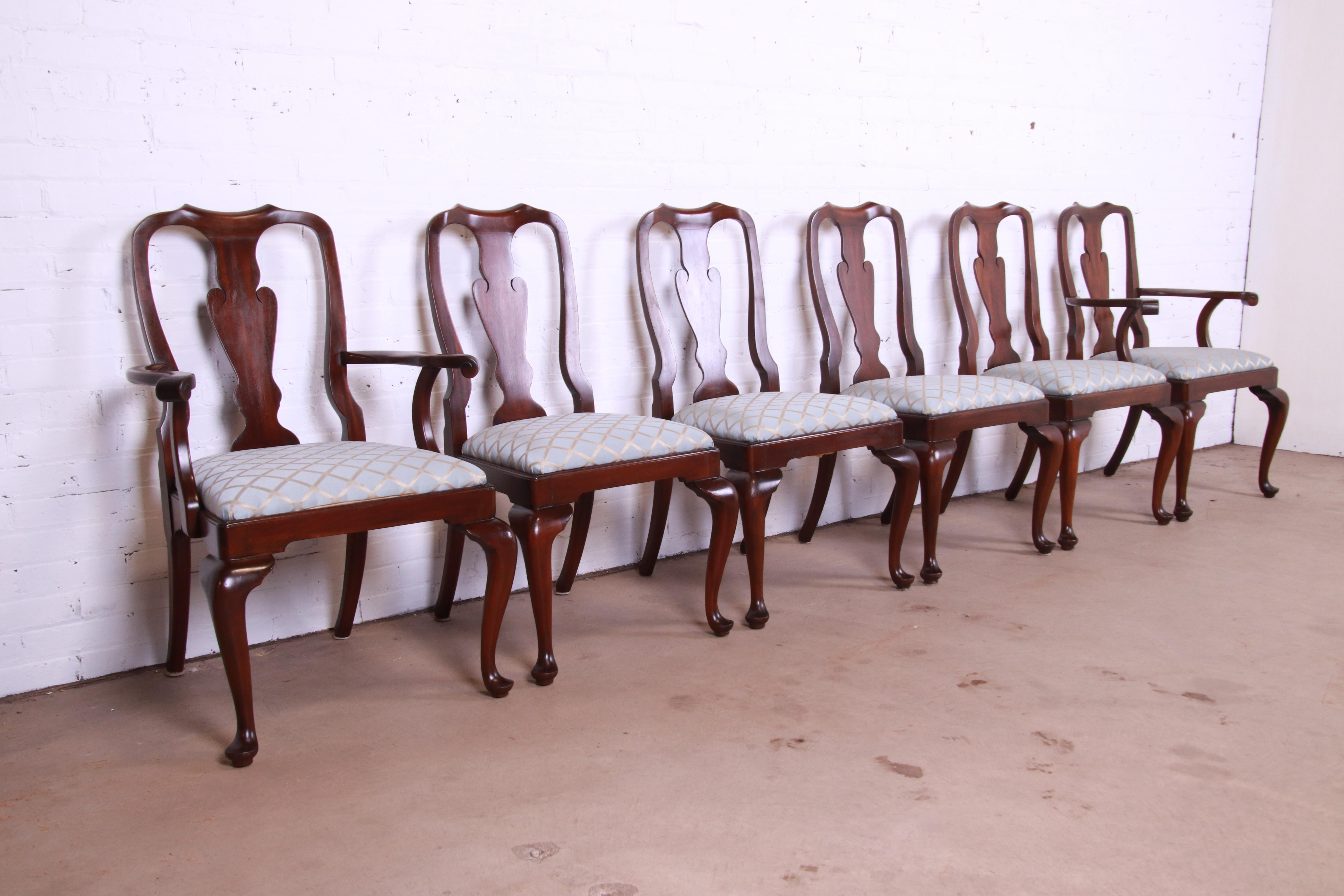 Mid-20th Century Henkel Harris Queen Anne Solid Mahogany Dining Chairs, Set of Six