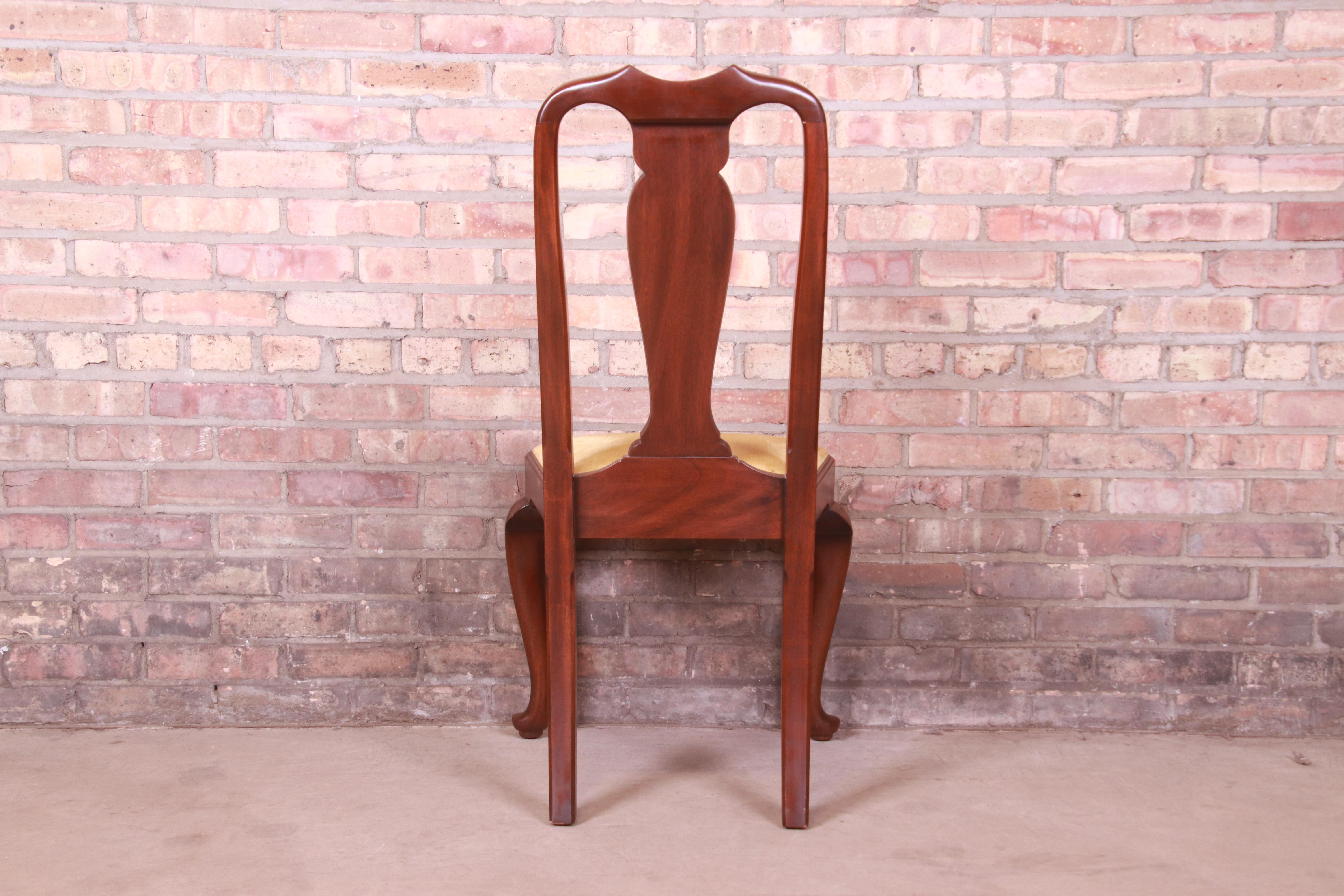Henkel Harris Queen Anne Solid Mahogany Dining Chairs, Set of Twelve 8