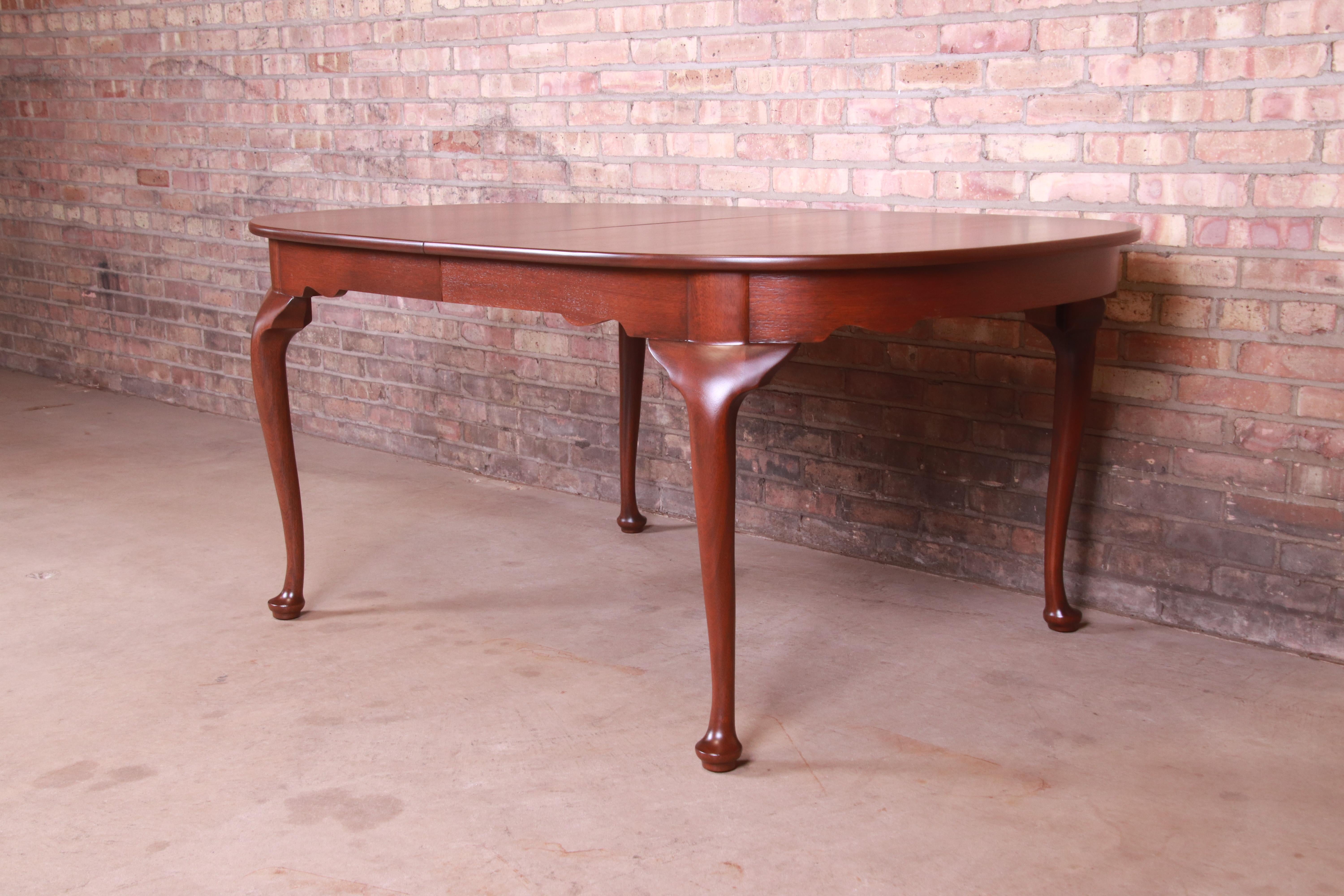 Henkel Harris Queen Anne Solid Mahogany Extension Dining Table, Newly Refinished 3