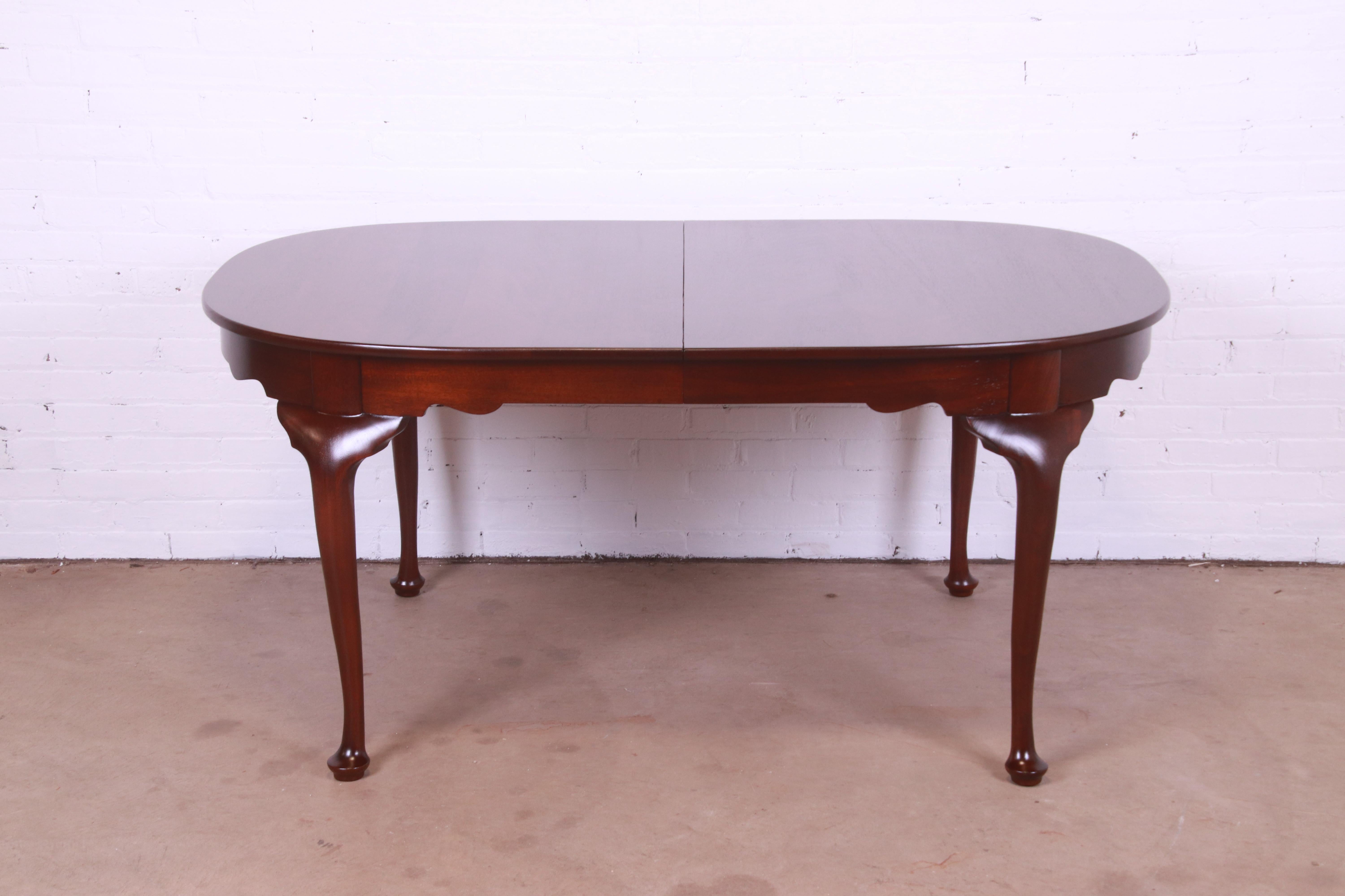 Henkel Harris Queen Anne Solid Mahogany Extension Dining Table, Newly Refinished 5