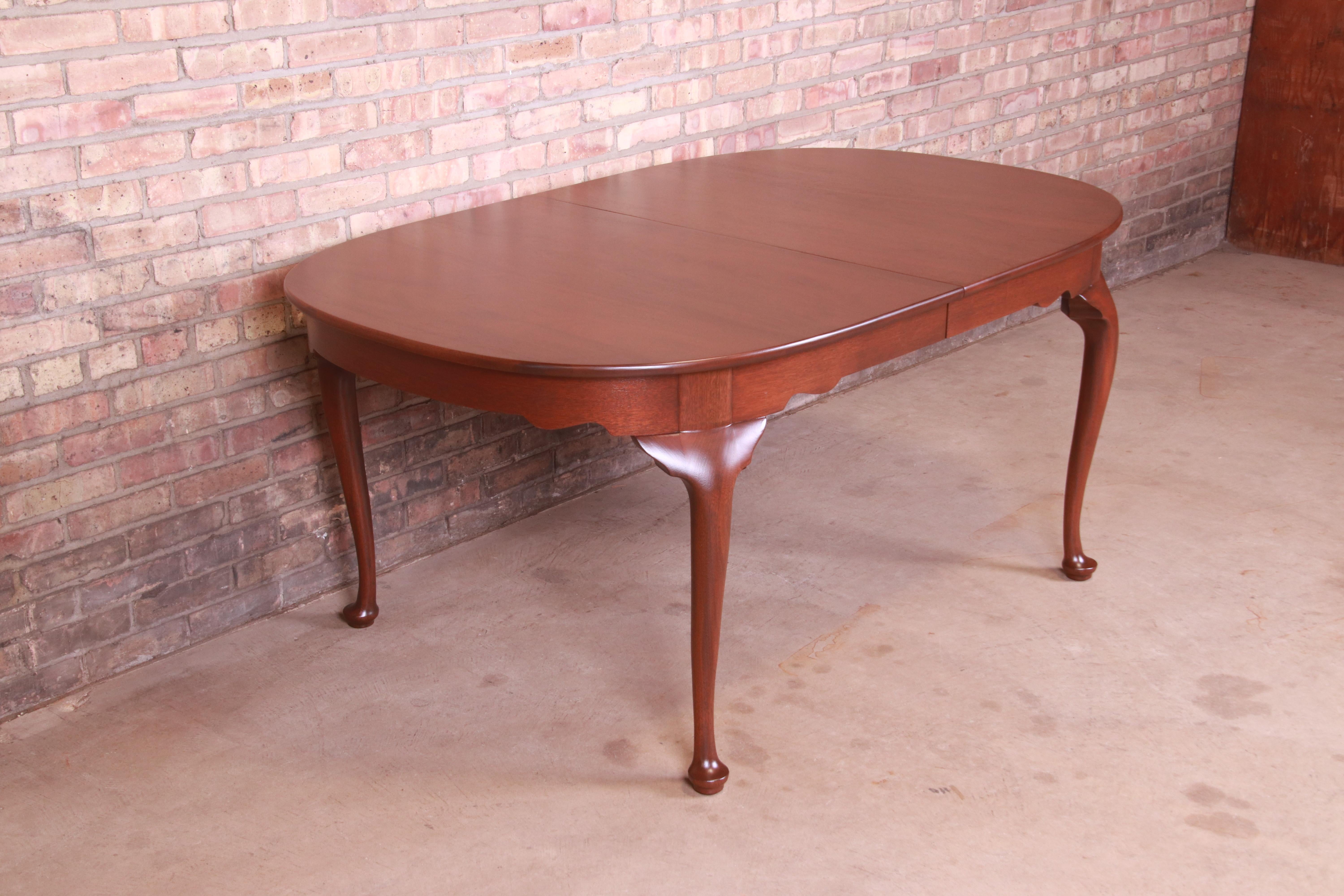 Henkel Harris Queen Anne Solid Mahogany Extension Dining Table, Newly Refinished 4