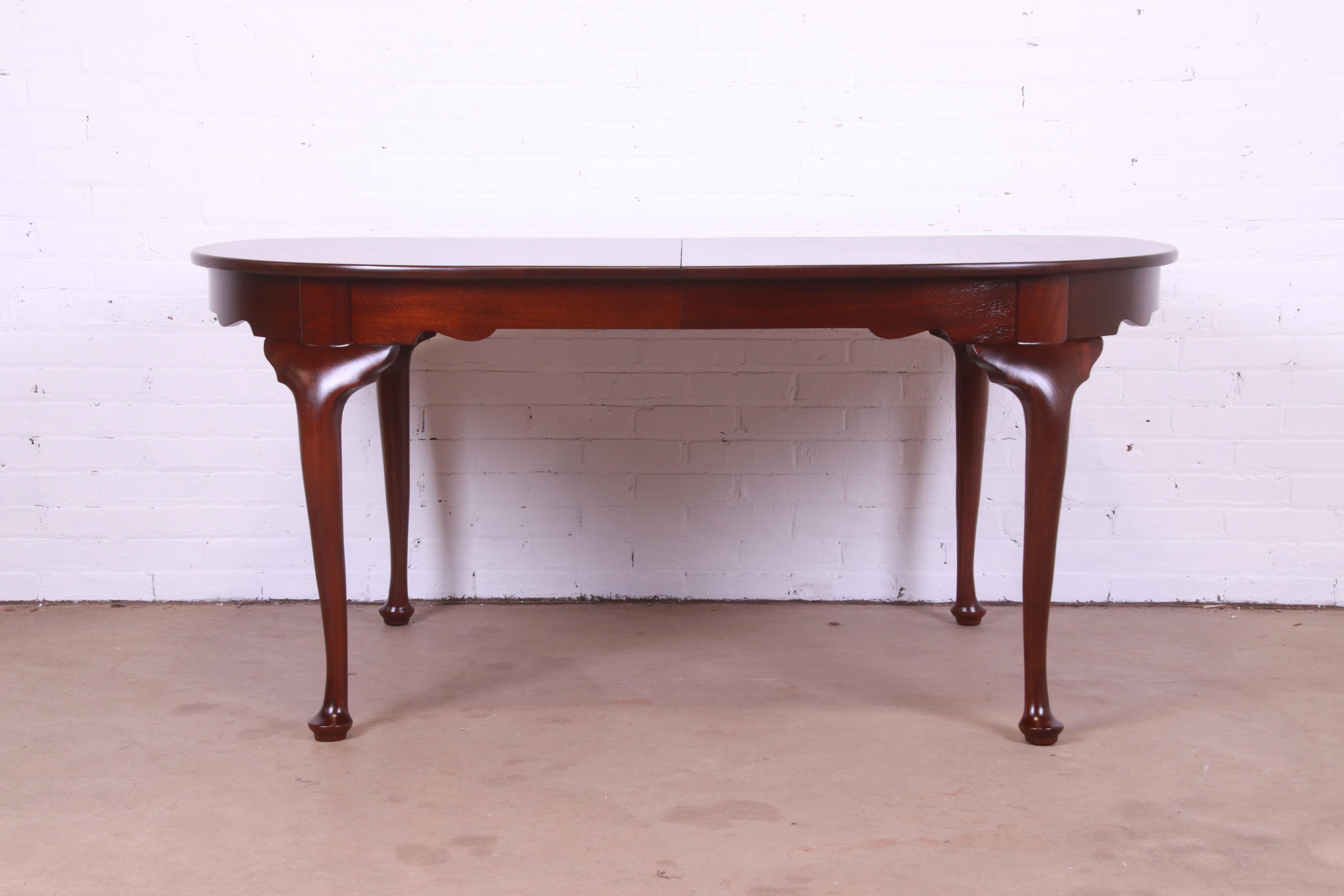 Henkel Harris Queen Anne Solid Mahogany Extension Dining Table, Newly Refinished 6