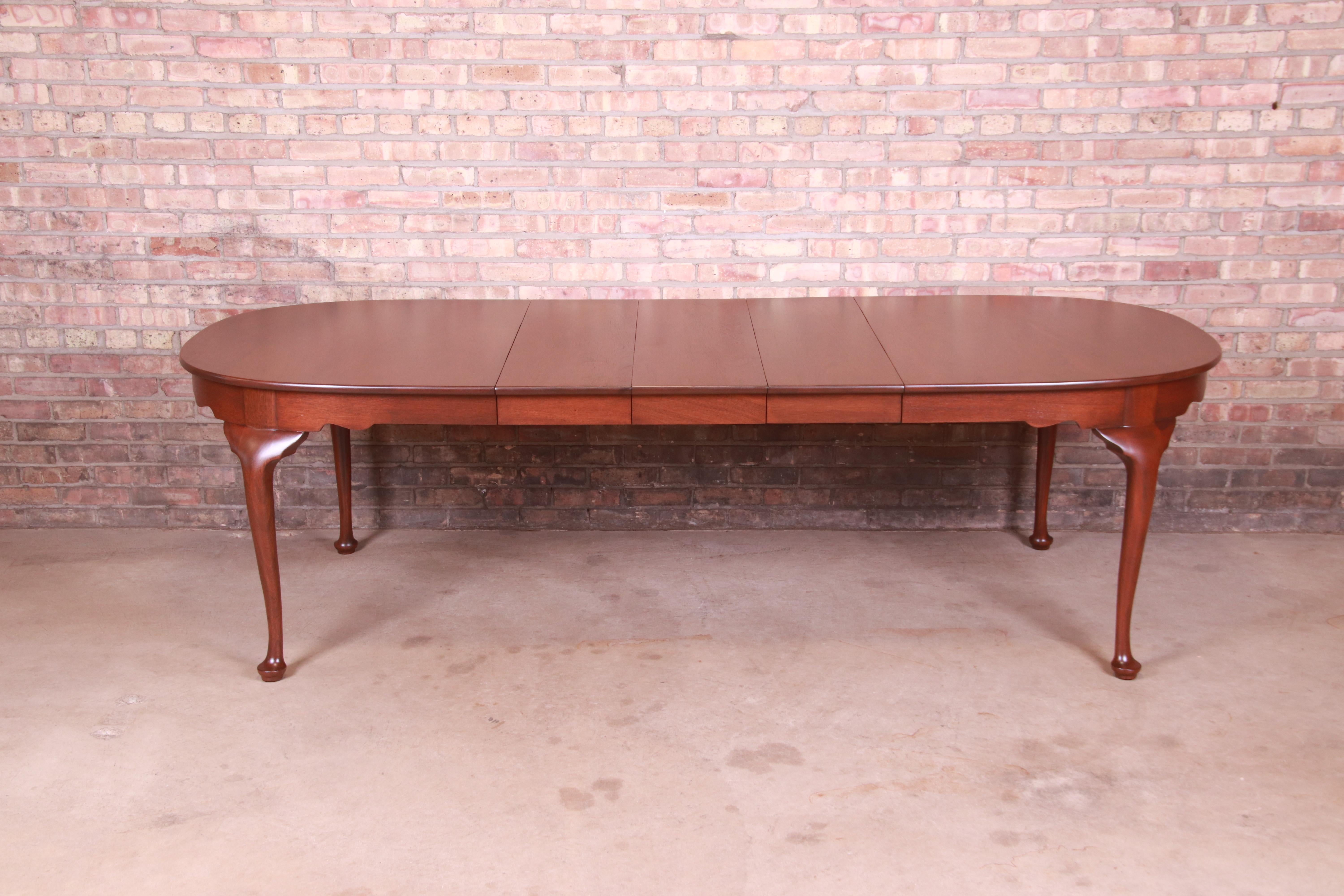 queen anne dining table