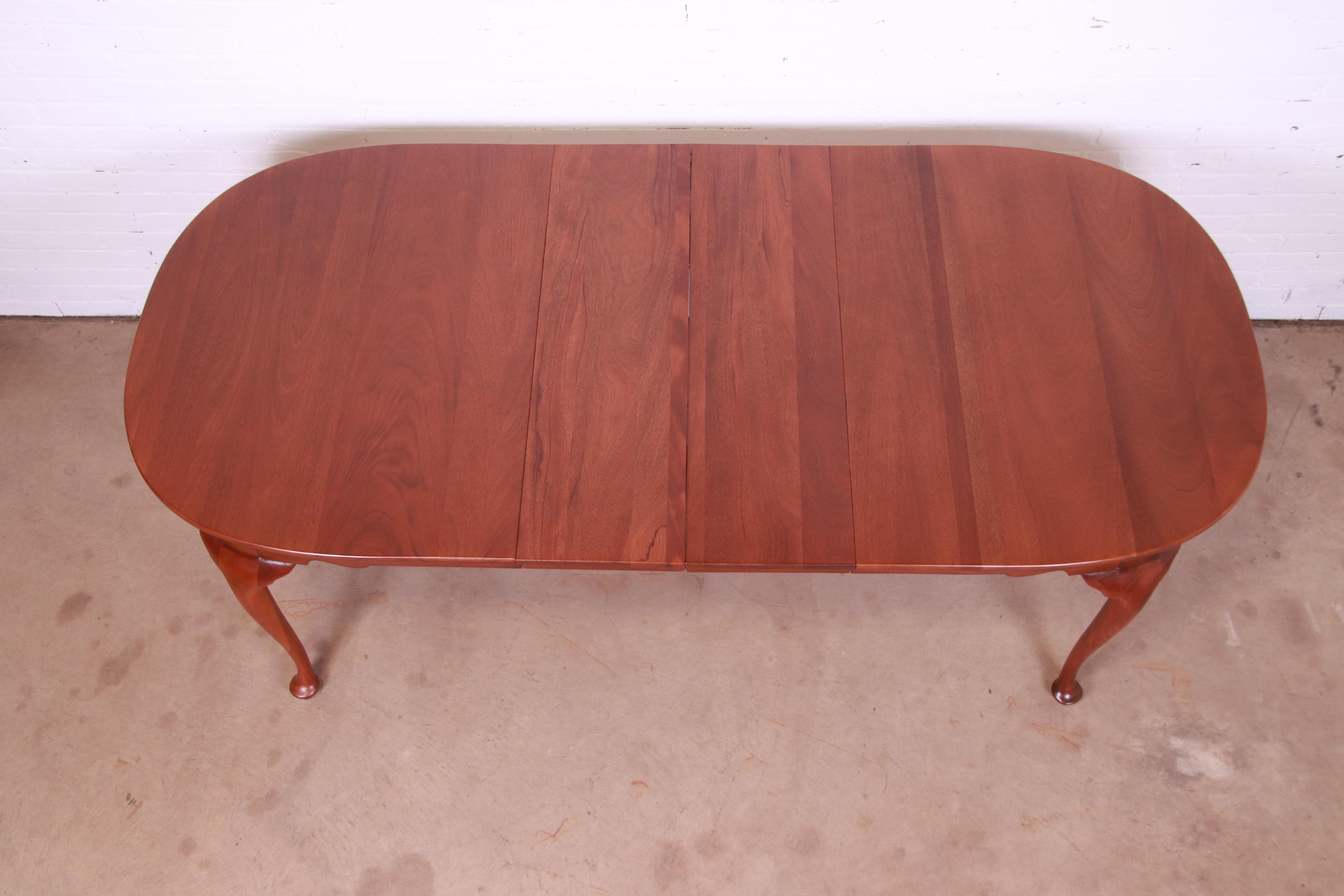 20th Century Henkel Harris Queen Anne Solid Mahogany Extension Dining Table, Newly Refinished For Sale