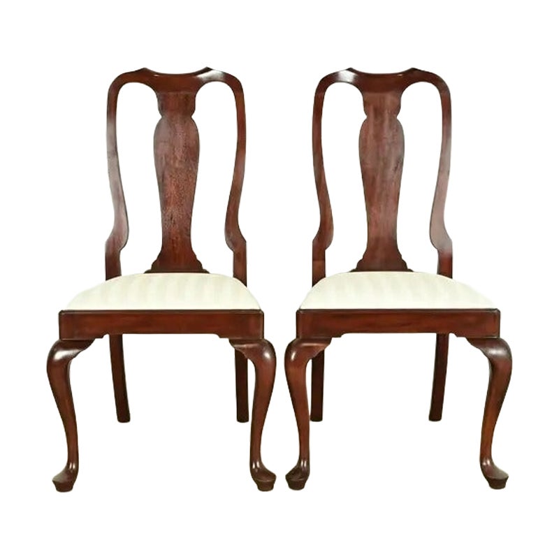 Henkel Harris Queen Anne Solid Mahogany Side Chairs or Dining Chairs, Pair