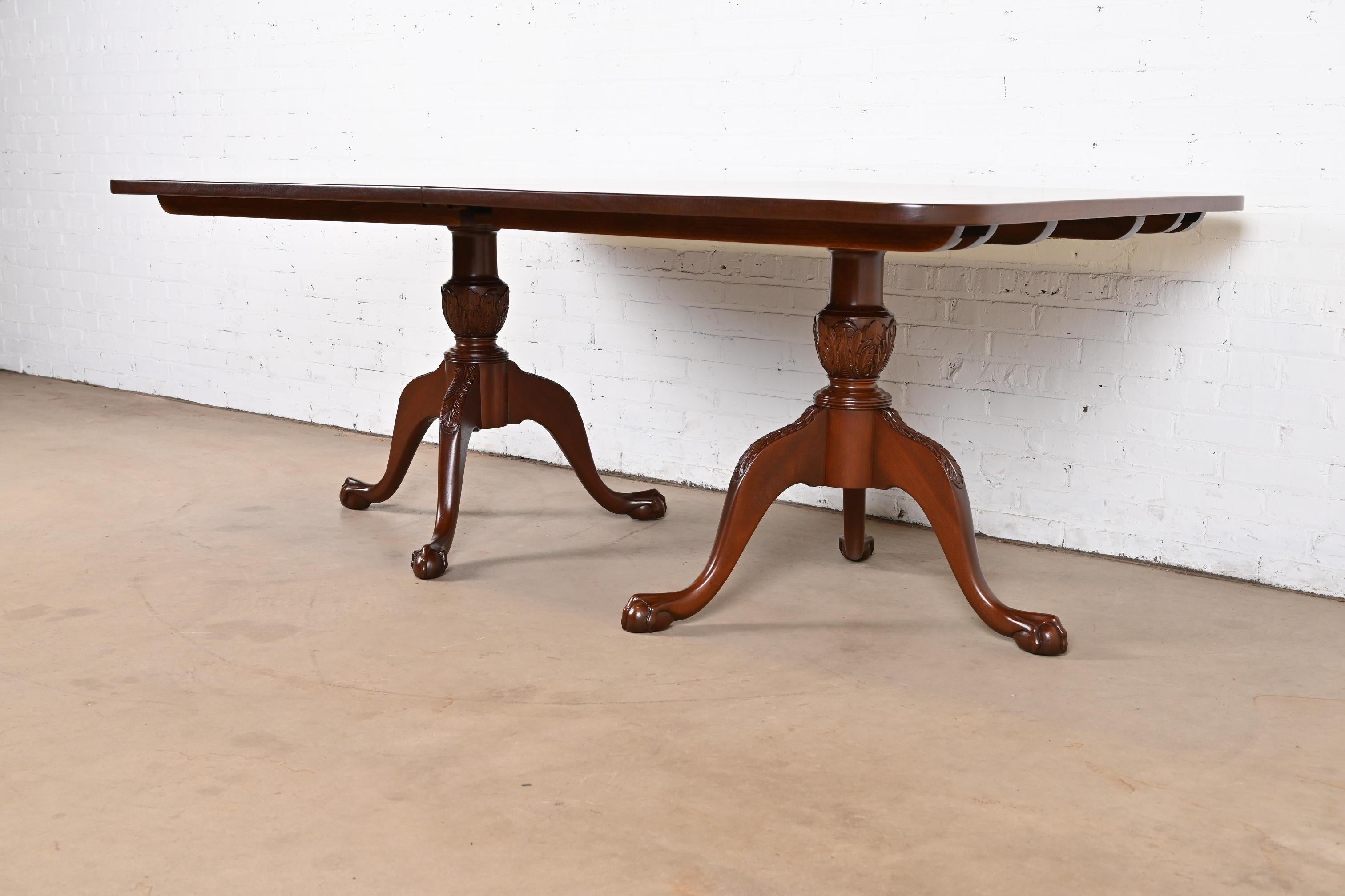 Henkel Harris Style Chippendale Mahogany Double Pedestal Dining Table, Restored For Sale 7