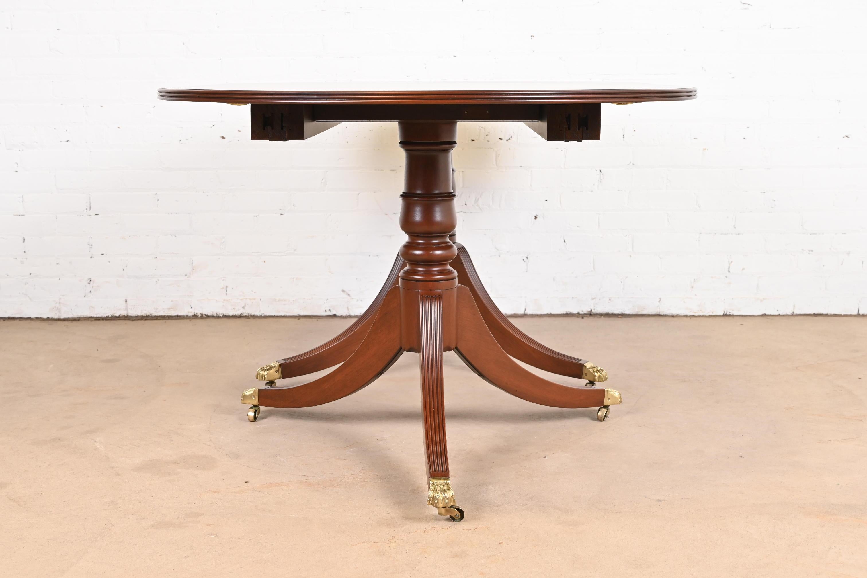 Henkel Harris Style Georgian Mahogany Double Pedestal Dining Table, Refinished 13