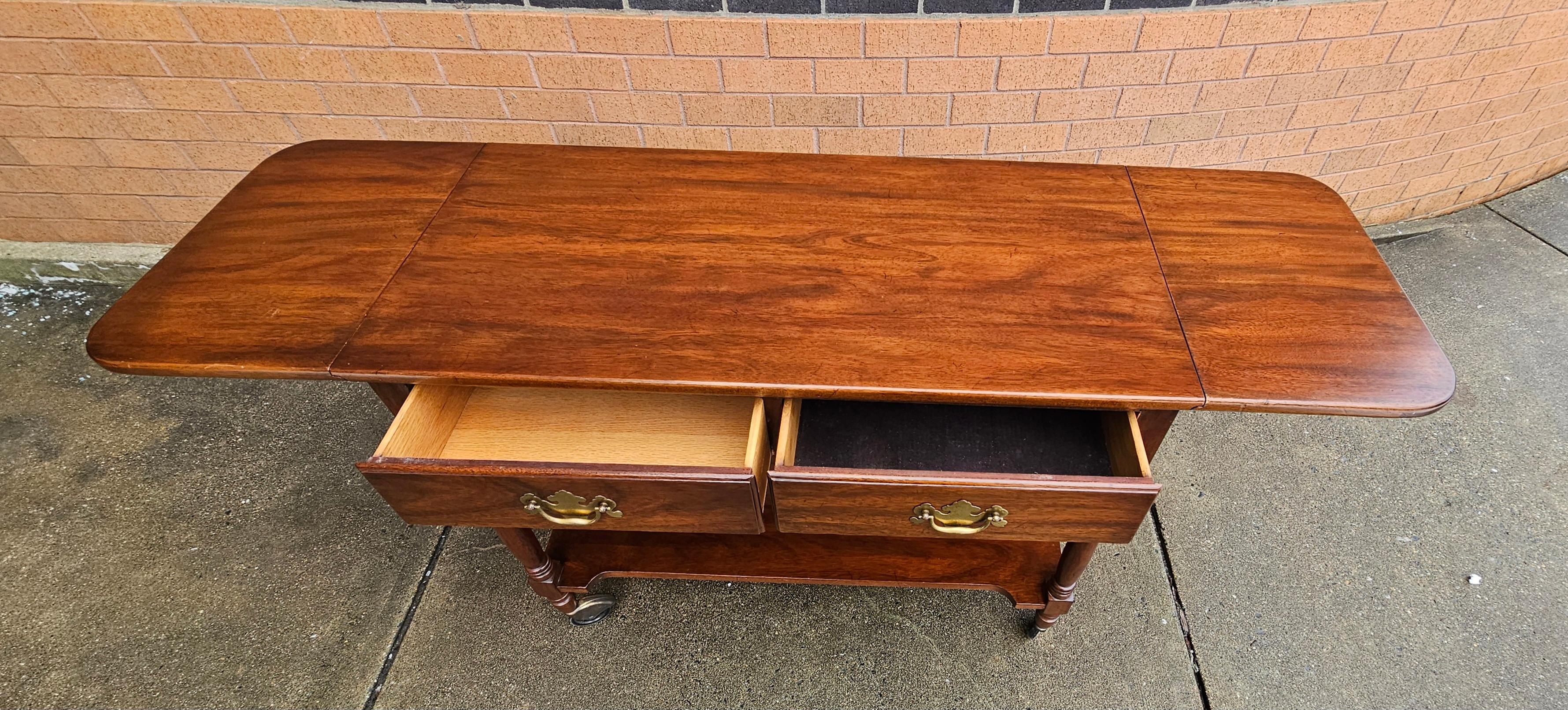 American Henkel Harris Virginia Galleries Mahogany Two-Tier Drop-Leaf Rolling Server For Sale