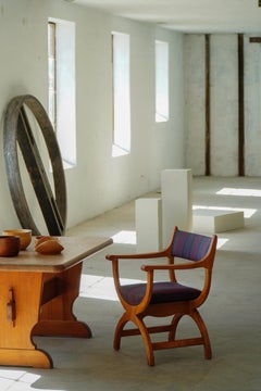 Henning Kjærnulf, paire de fauteuils en chêne, modèle « Kurul », style moderne danois, années 1960