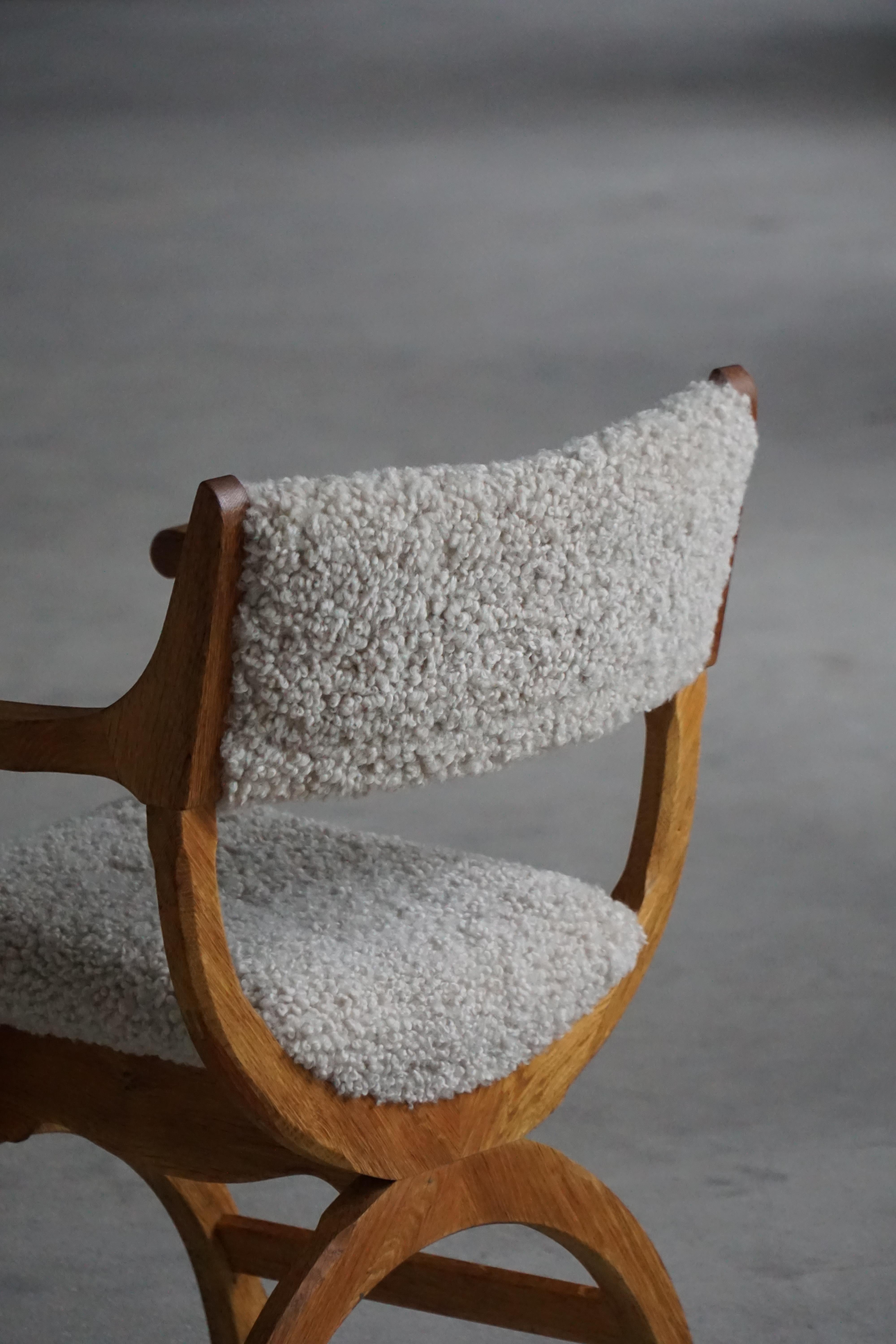 Henning Kjærnulf, Poltrona in Oak e lana d'agnello, modello 