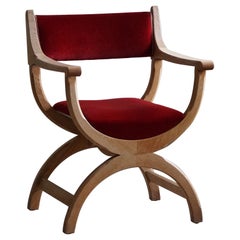 Henning Kjærnulf, Sillón de roble y terciopelo, Modelo "Kurul", Mediados del siglo XX, 1960