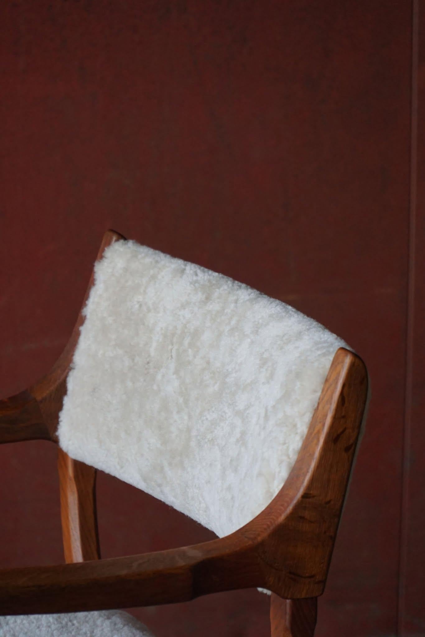 Henning Kjærnulf, fauteuils en Oak et laine d'agneau, Model No. en vente 7