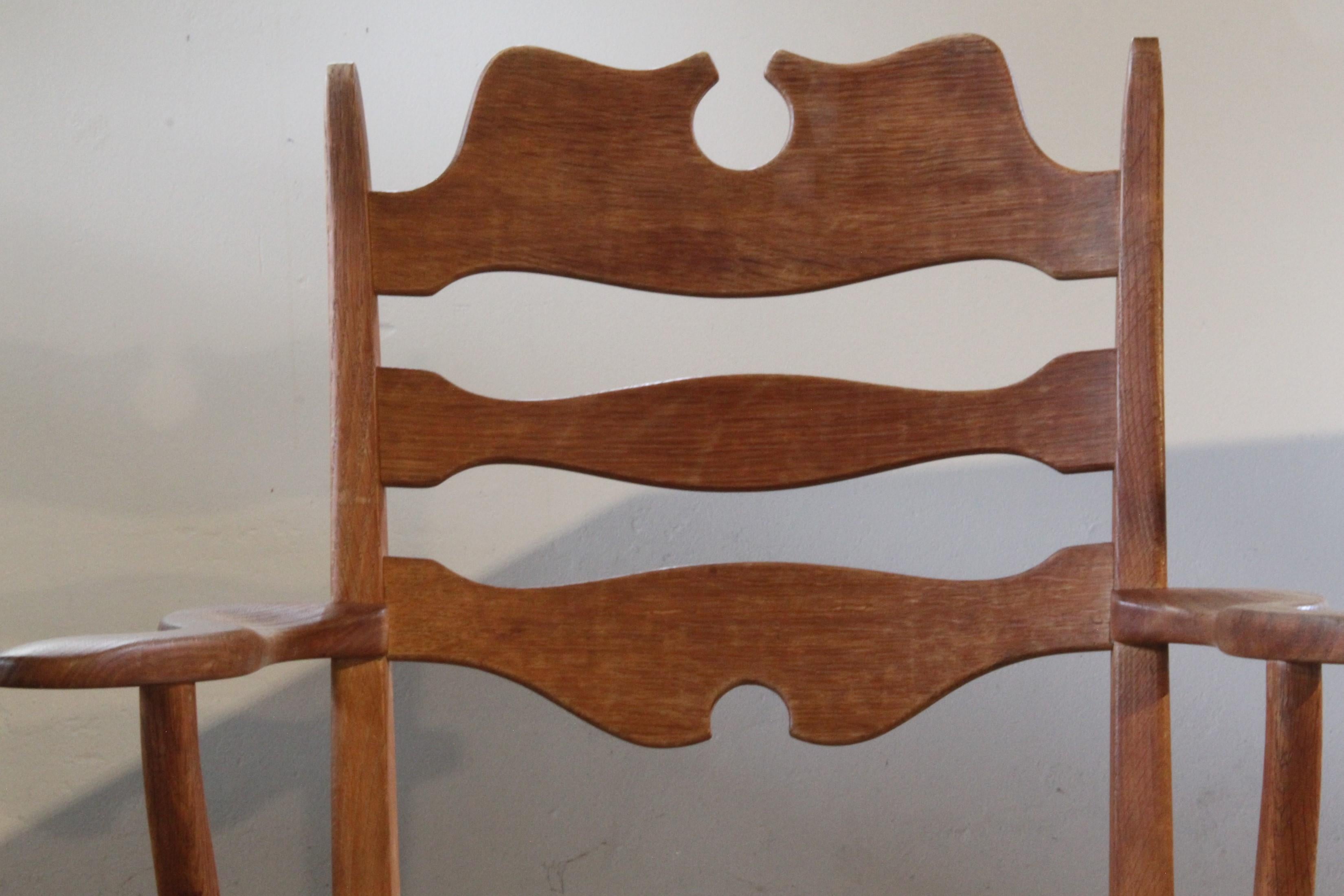 Sillones Brutalistas Henning Kjaernulf de Roble con pegatina original en venta 5