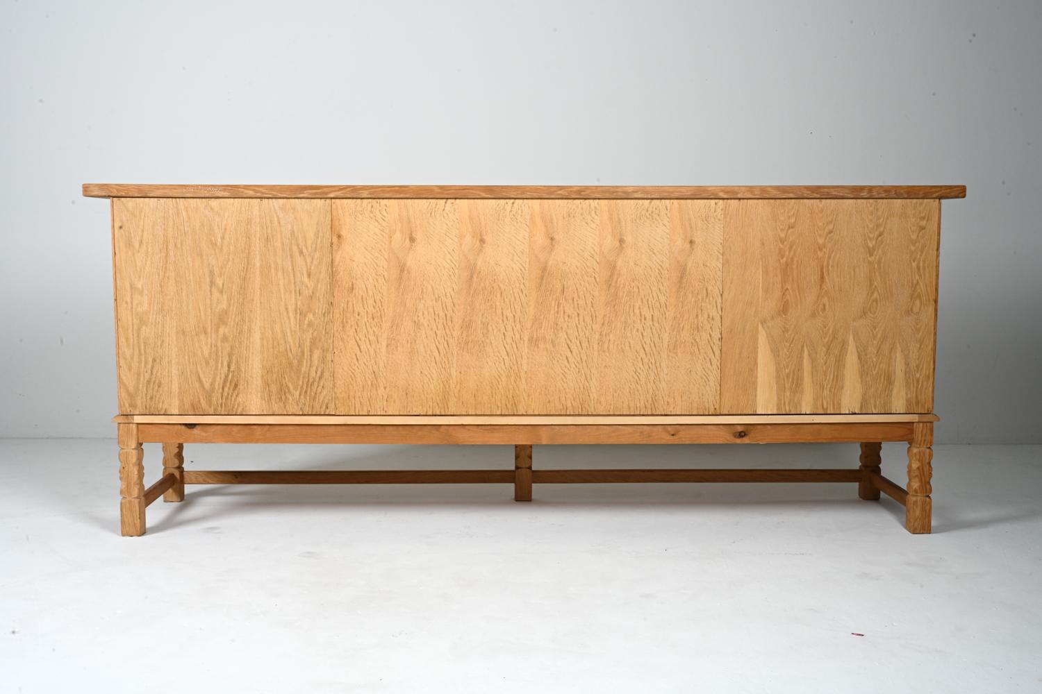Henning Kjærnulf Dänisches Modernes Sideboard aus weißer Eiche, um 1970 6