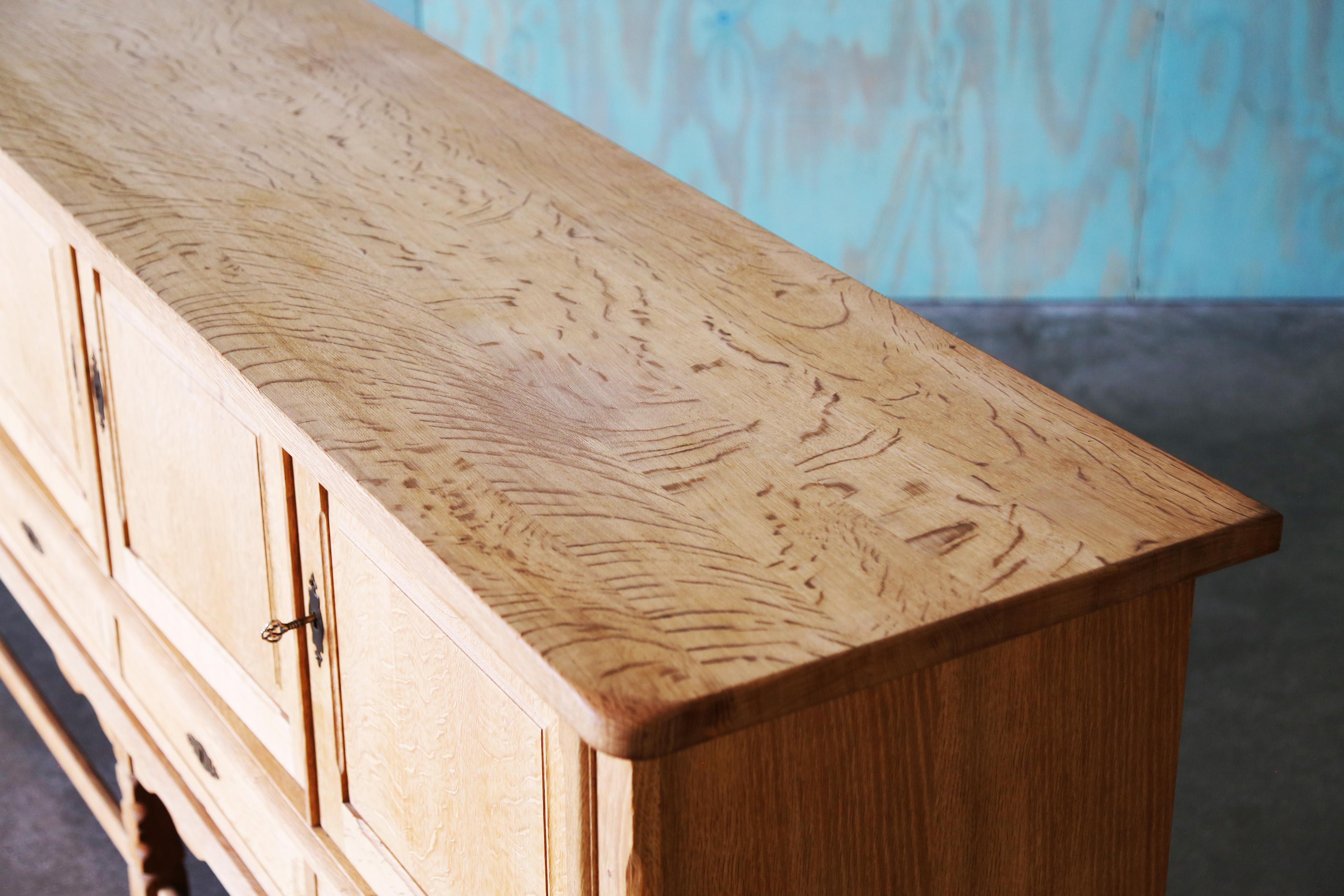 Henning Kjaernulf Danish Quarter Sawn Oak Sideboard Cabinet Danish Modern For Sale 4