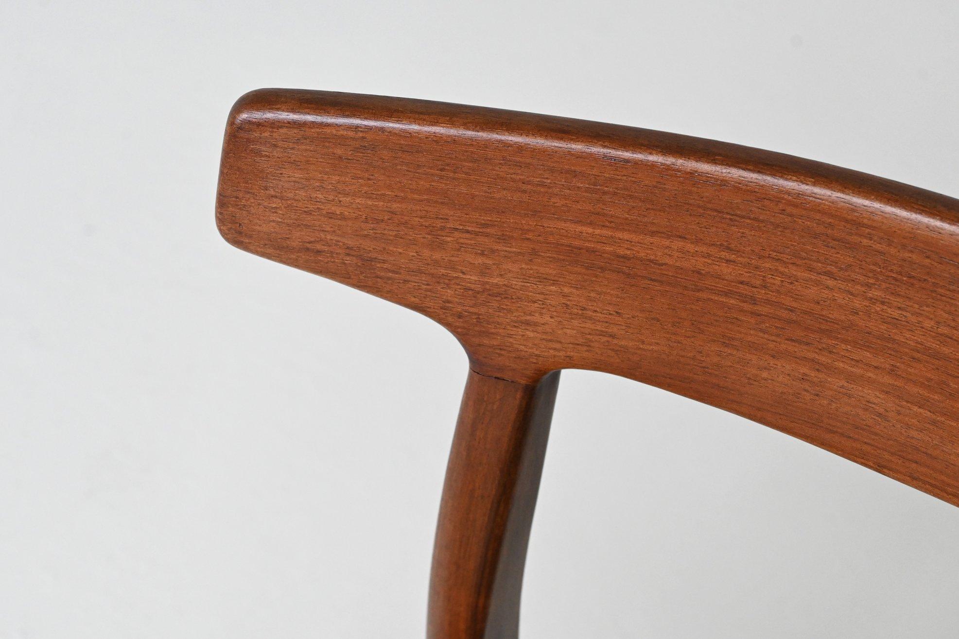 Sedie da pranzo Henning Kjaernulf in teak Bruno Hansen Danimarca 1962 8
