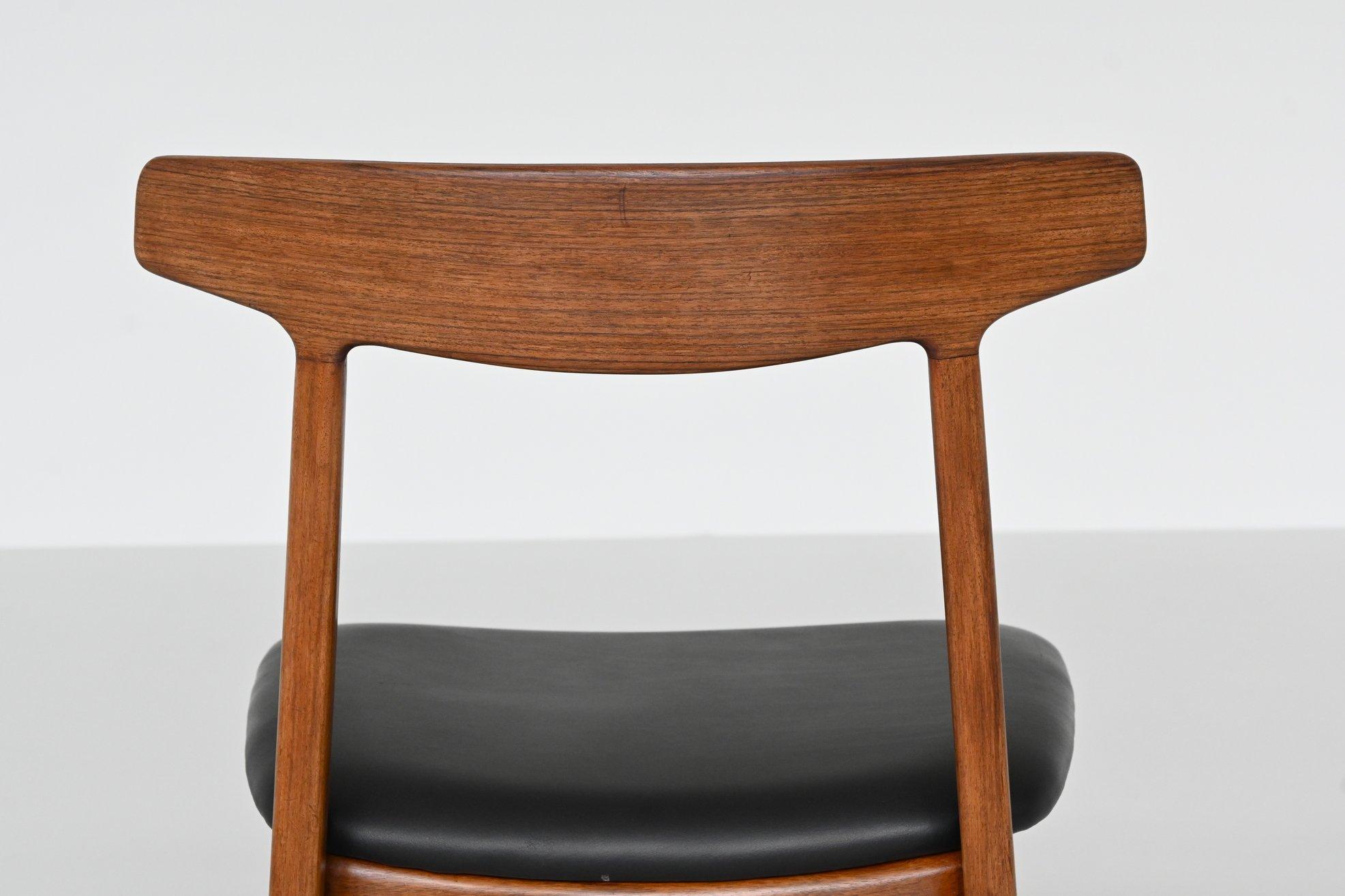 Sedie da pranzo Henning Kjaernulf in teak Bruno Hansen Danimarca 1962 11