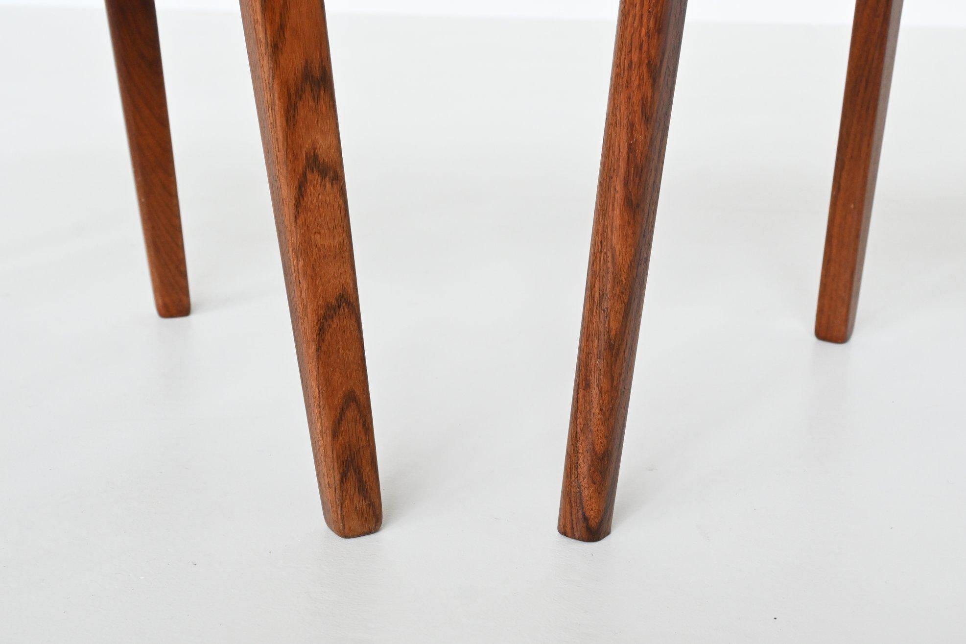Sedie da pranzo Henning Kjaernulf in teak Bruno Hansen Danimarca 1962 12