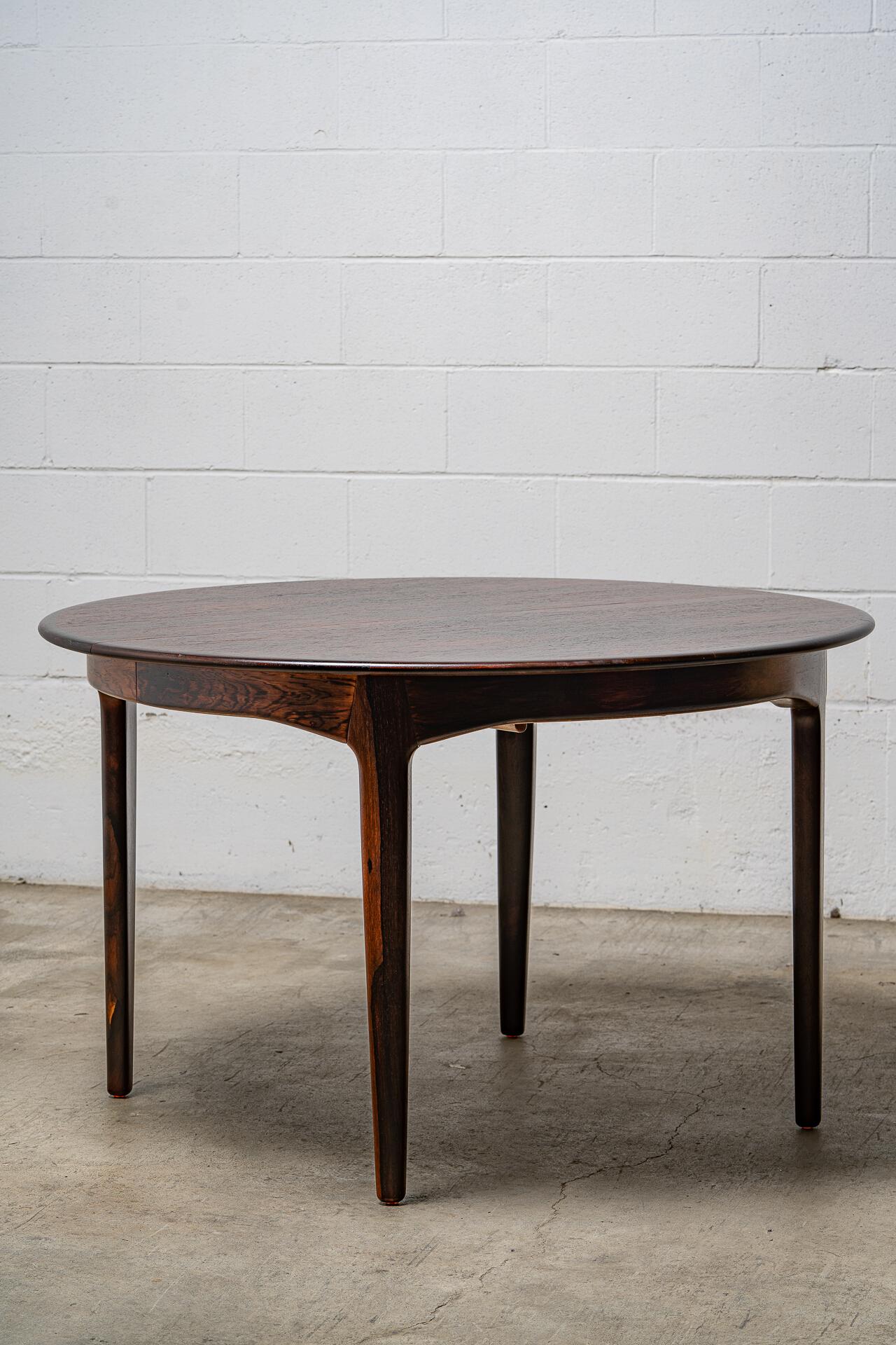 Henning Kjaernulf pour Sorø Stolefabrik - Table de salle à manger à rallonge du début des années 1950 en vente 8