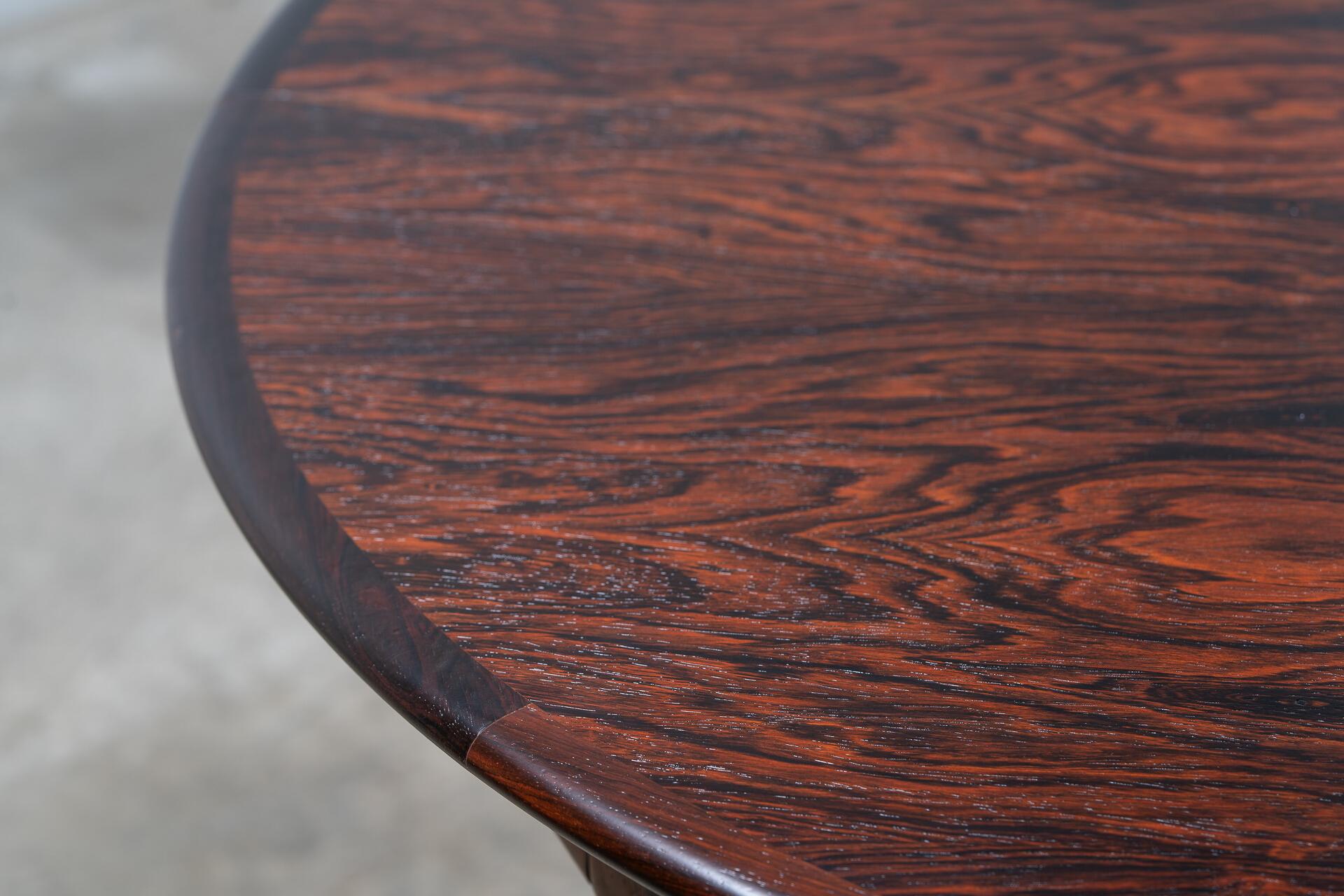 Henning Kjaernulf pour Sorø Stolefabrik - Table de salle à manger à rallonge du début des années 1950 en vente 10