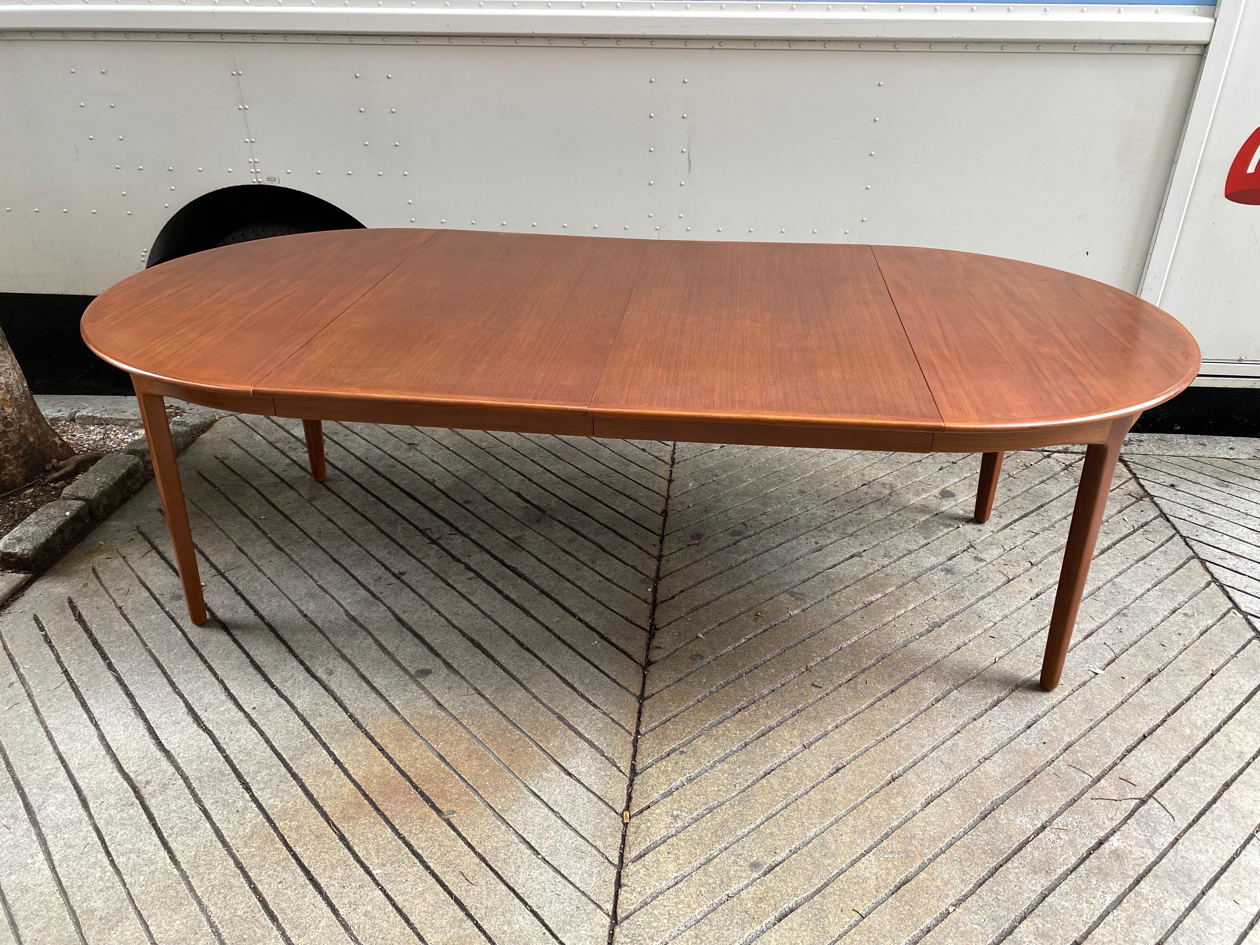 Scandinavian Modern Henning Kjaernulf for Soro Round Teak Dining Table For Sale