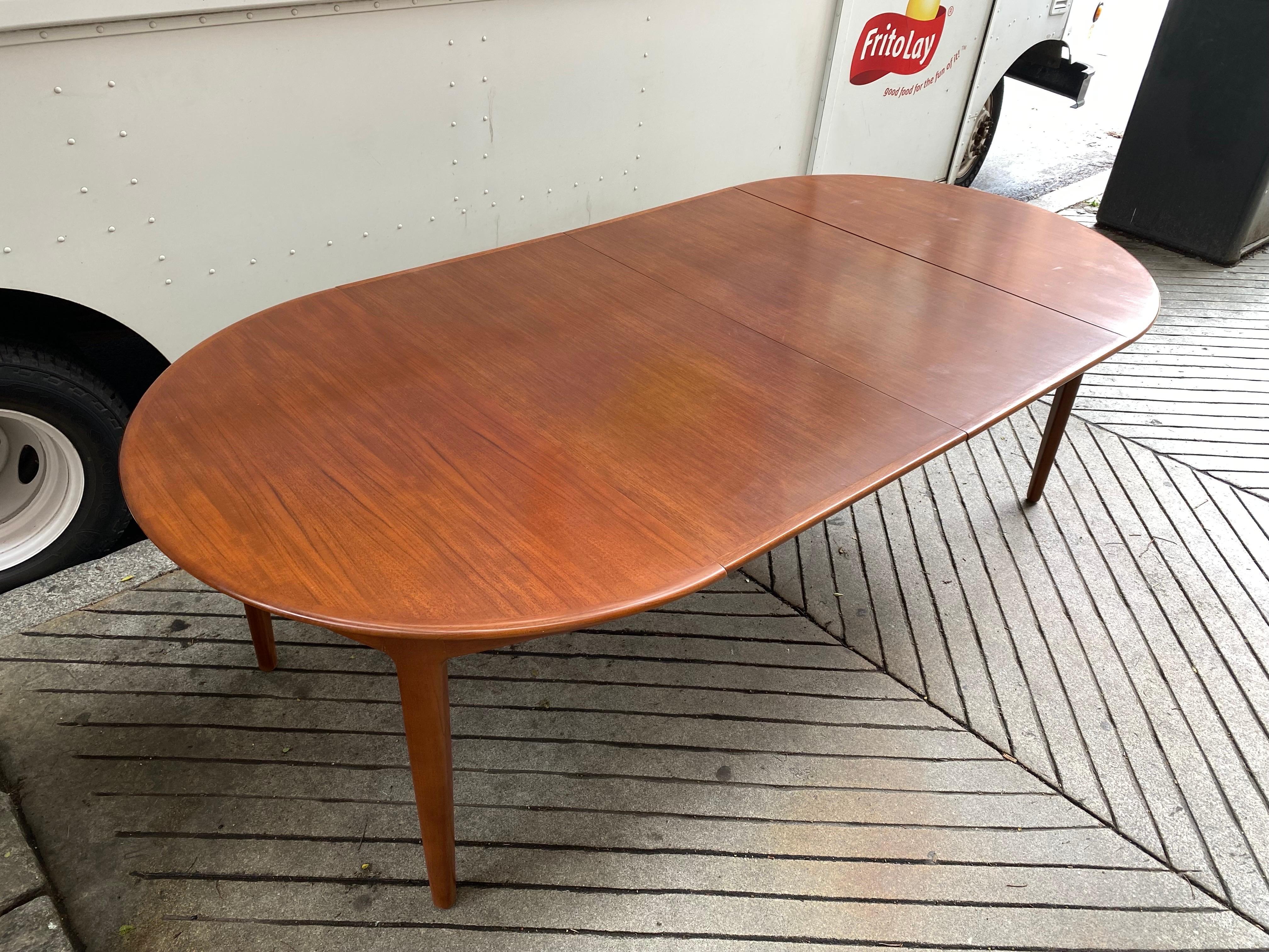 Mid-20th Century Henning Kjaernulf for Soro Round Teak Dining Table For Sale