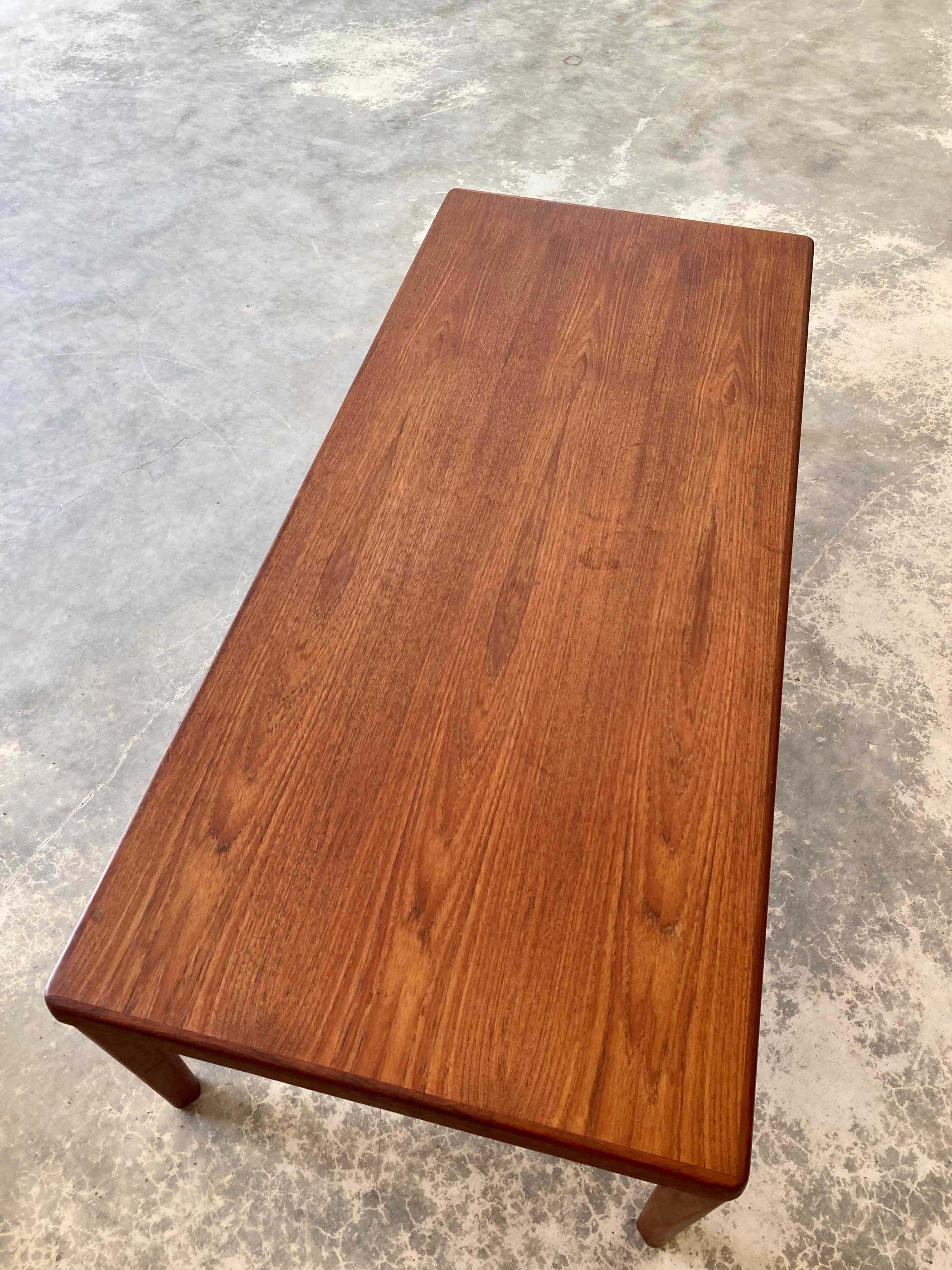 Danish Henning Kjærnulf for Vejle Mobelfabrik Teak Coffee Table For Sale