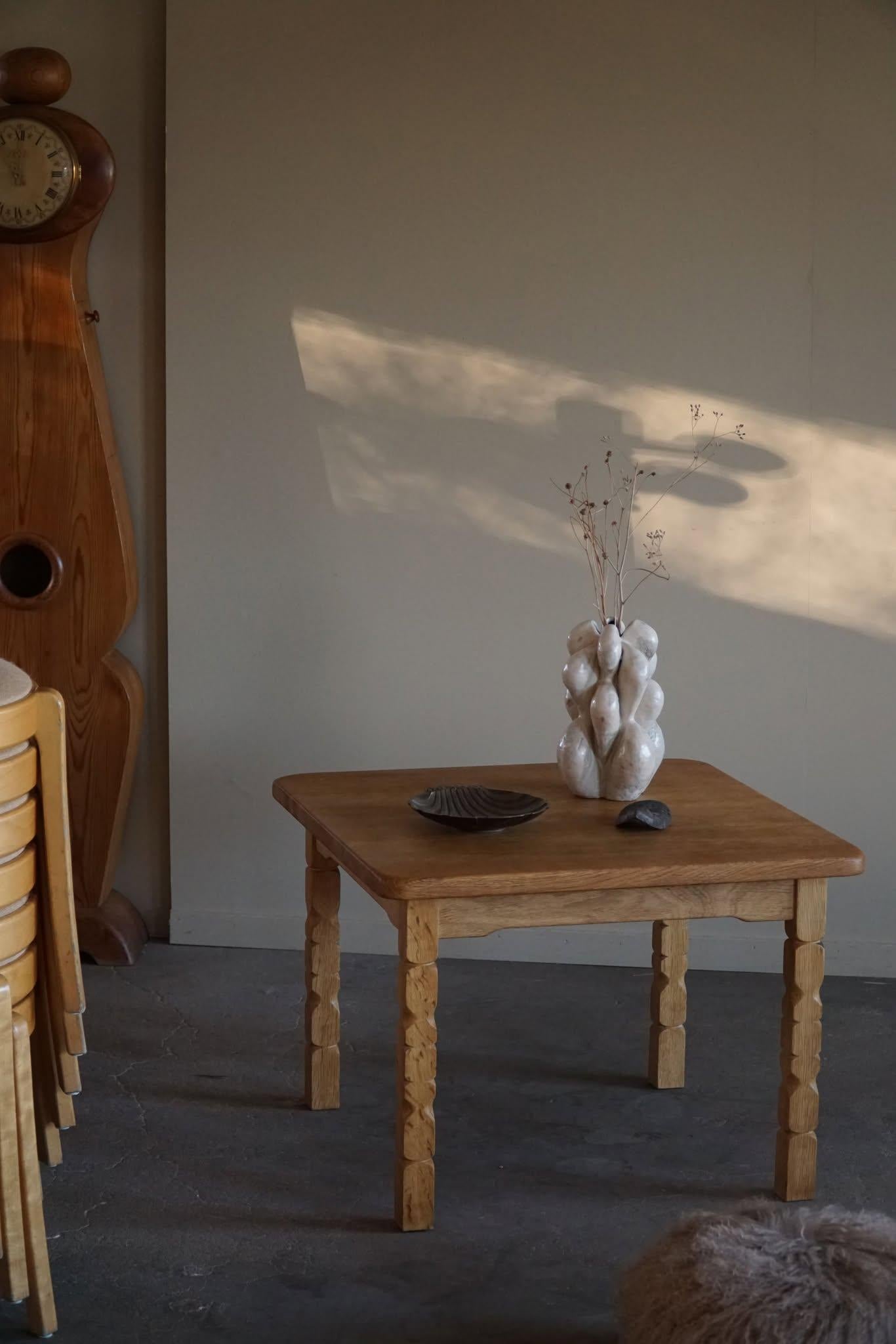 Mid-Century Modern Henning Kjærnulf, table basse danoise du milieu du siècle en Oak, fabriquée dans les années 1960 en vente