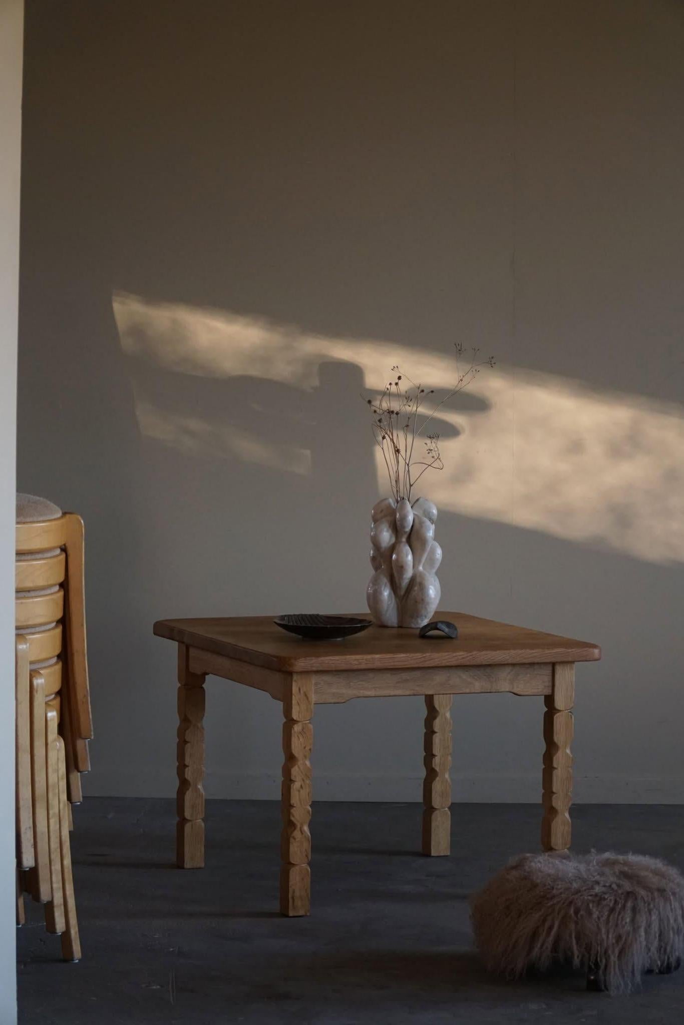 Henning Kjærnulf, table basse danoise du milieu du siècle en Oak, fabriquée dans les années 1960 en vente 1