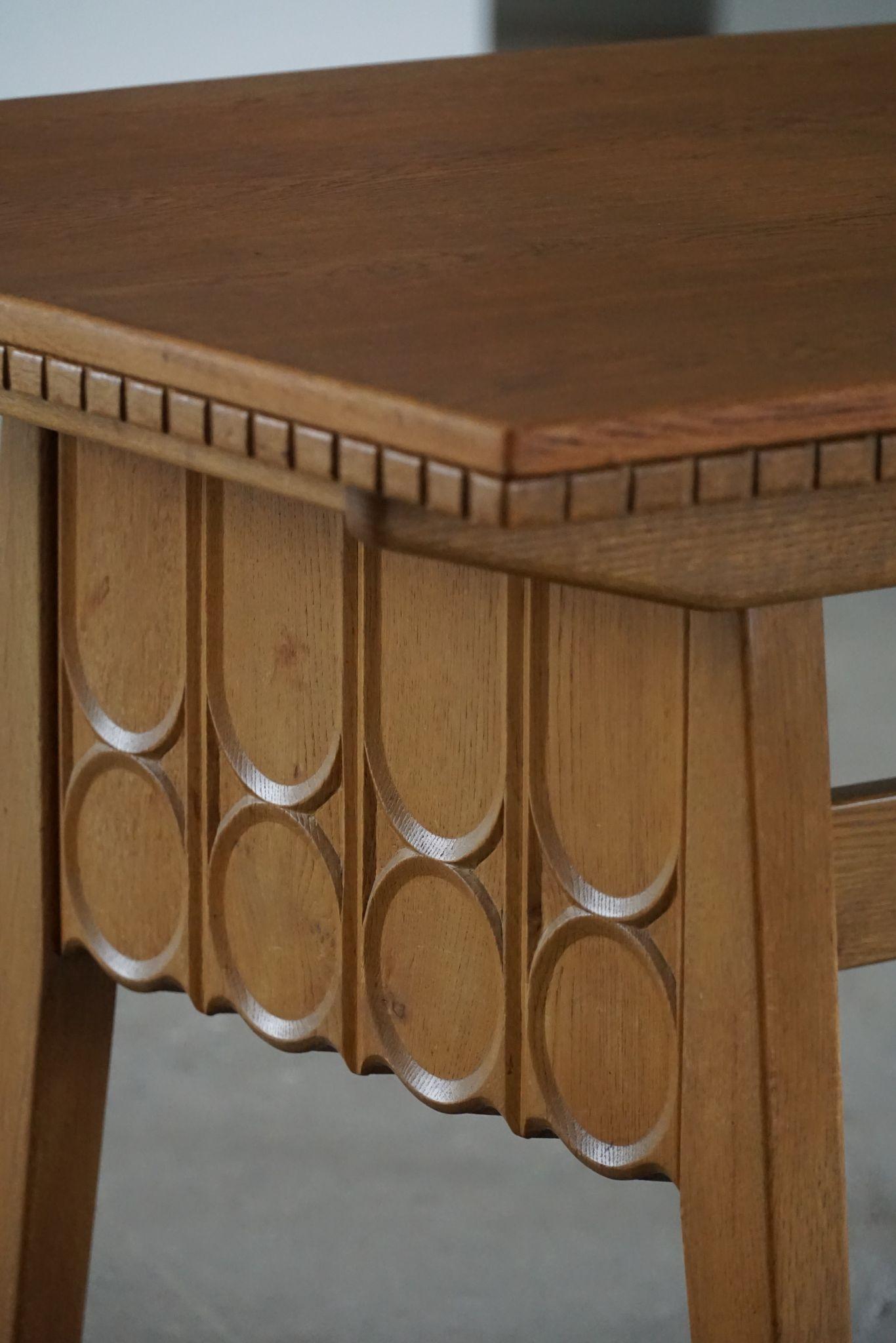 Henning Kjærnulf, Dänischer rechteckiger Tisch aus der Mitte des Jahrhunderts in Eiche, hergestellt in den 1960er Jahren im Angebot 6