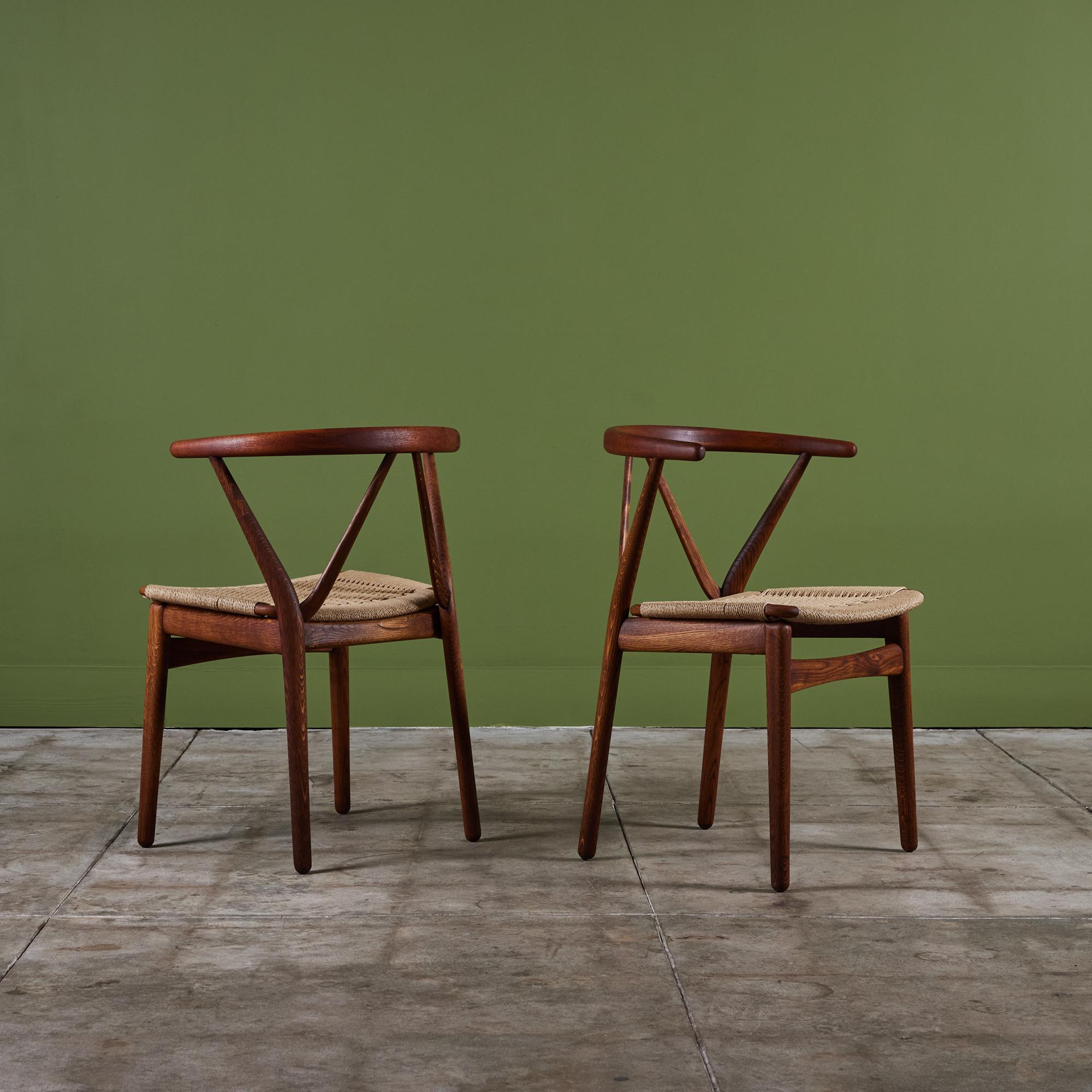 Henning Kjærnulf Model 255 Dining Chair for Bruno Hansen For Sale 2