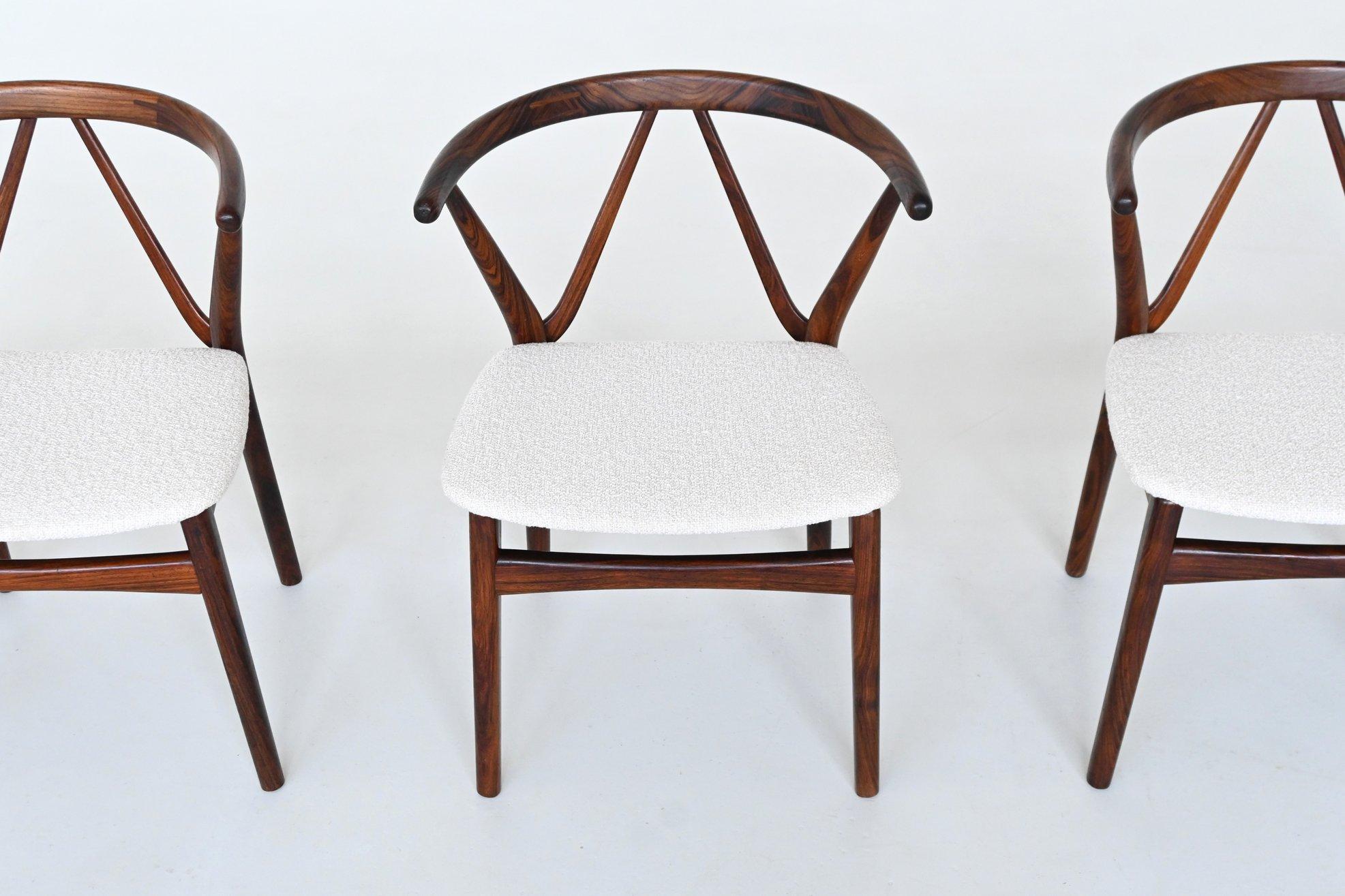 Henning Kjaernulf model #255 dining chairs in rosewood Bruno Hansen Denmark 1960 For Sale 3
